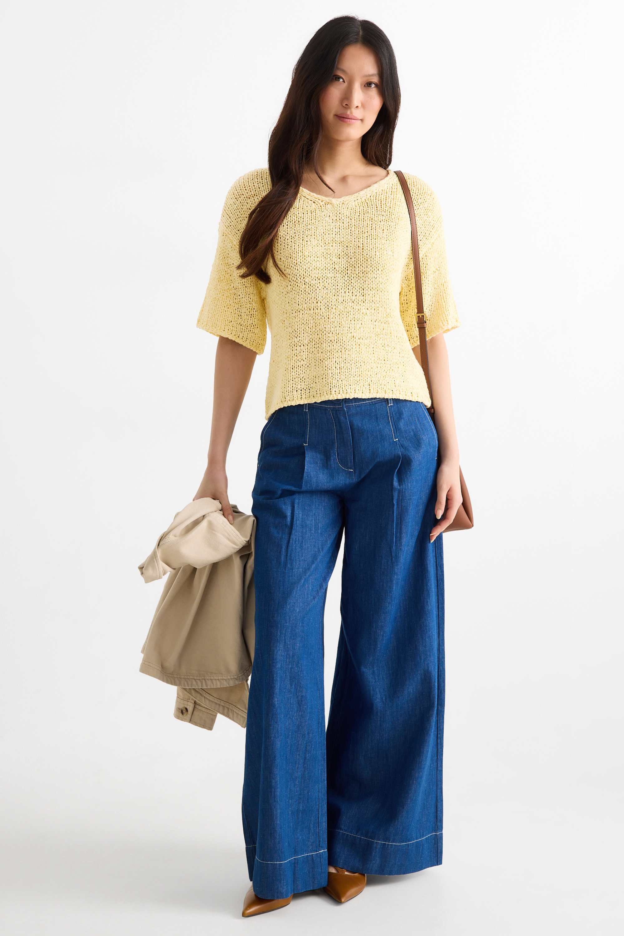 Knitted jumper - short sleeve yellow