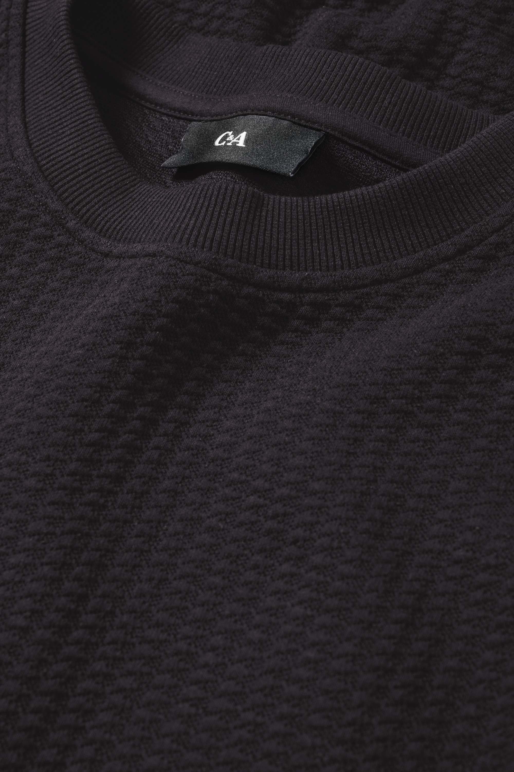 Sweatshirt - textured black