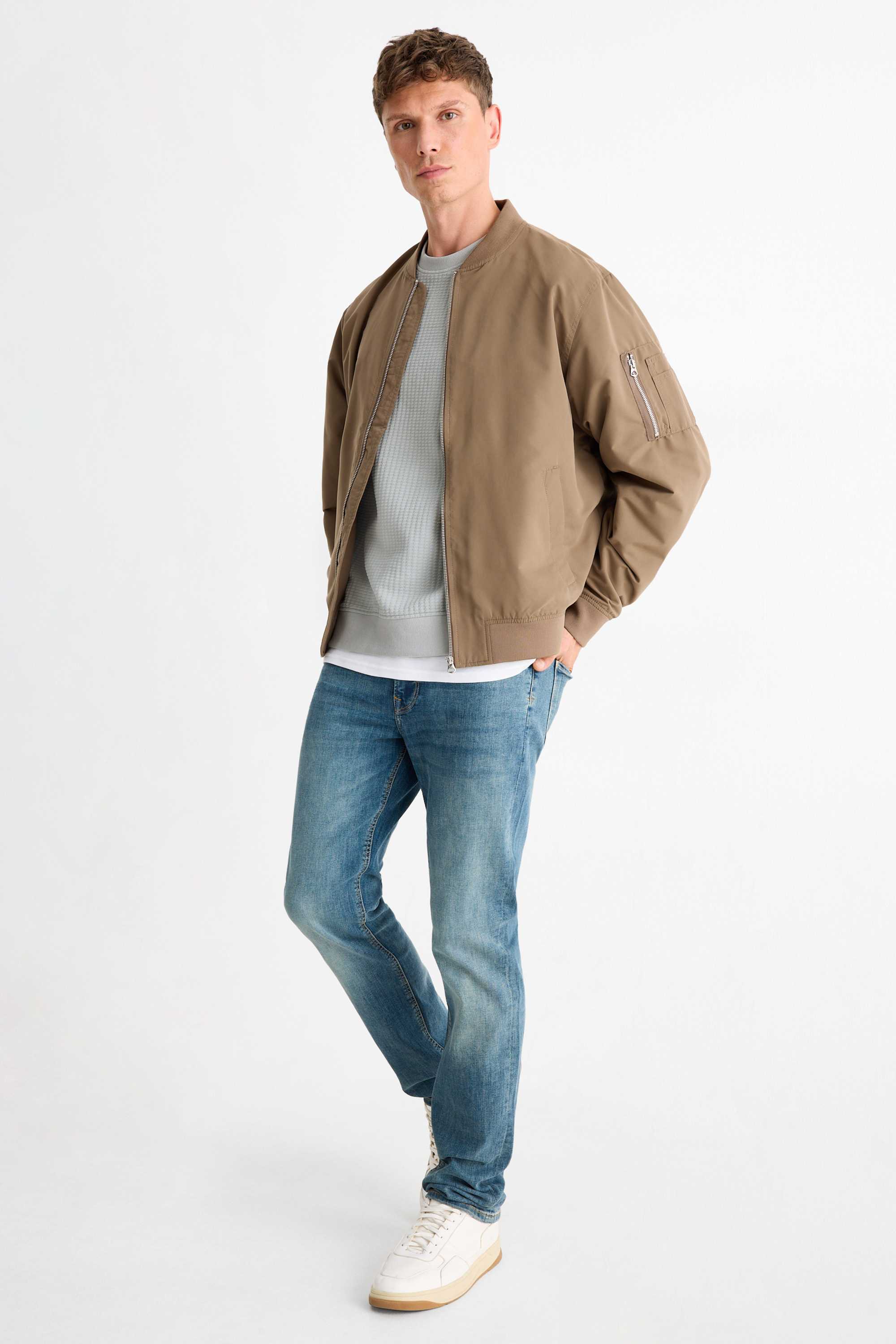 Sweatshirt - textured gray