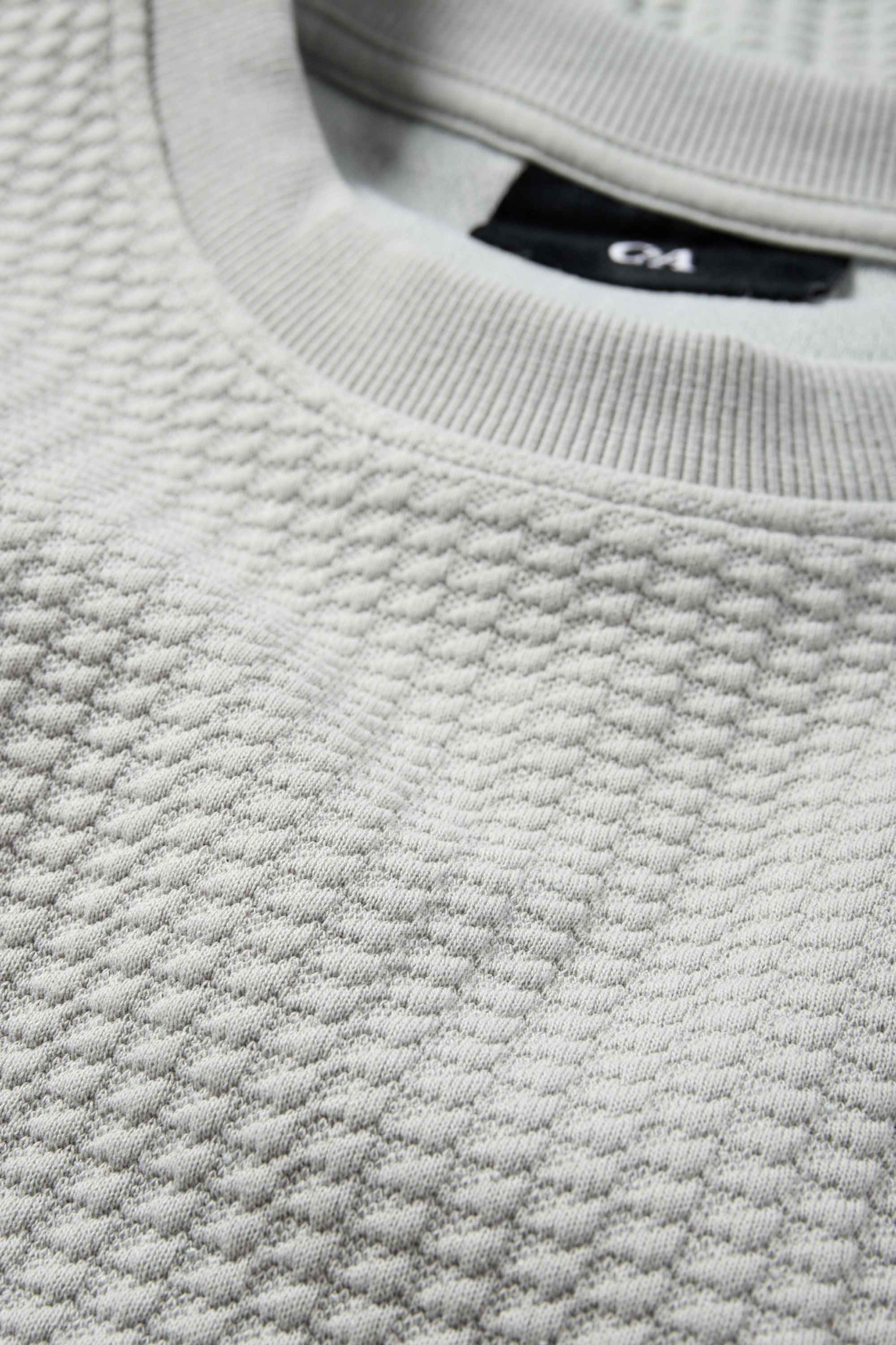 Sweatshirt - textured gray