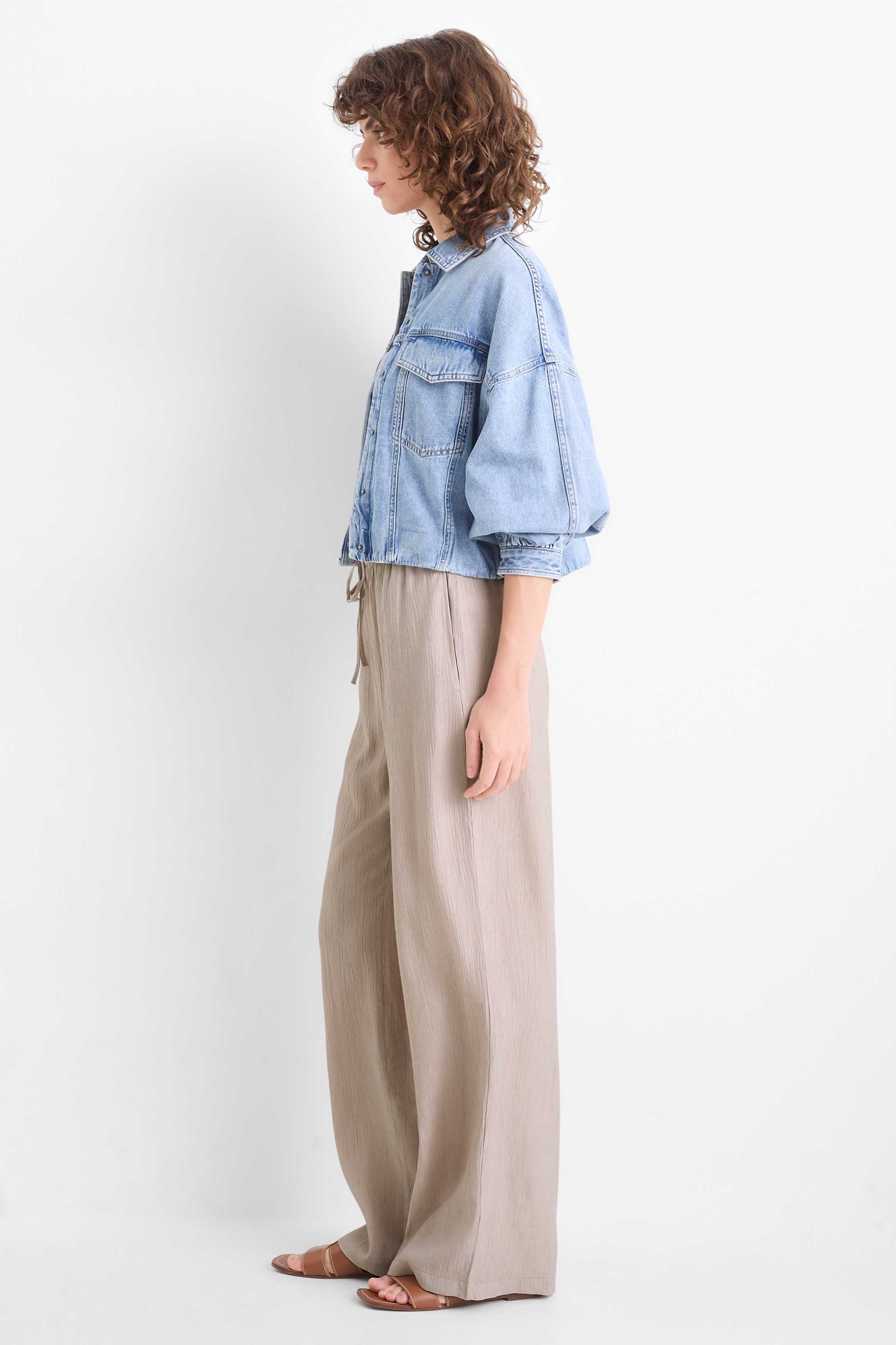 Cloth trousers - mid-rise waist - wide leg taupe