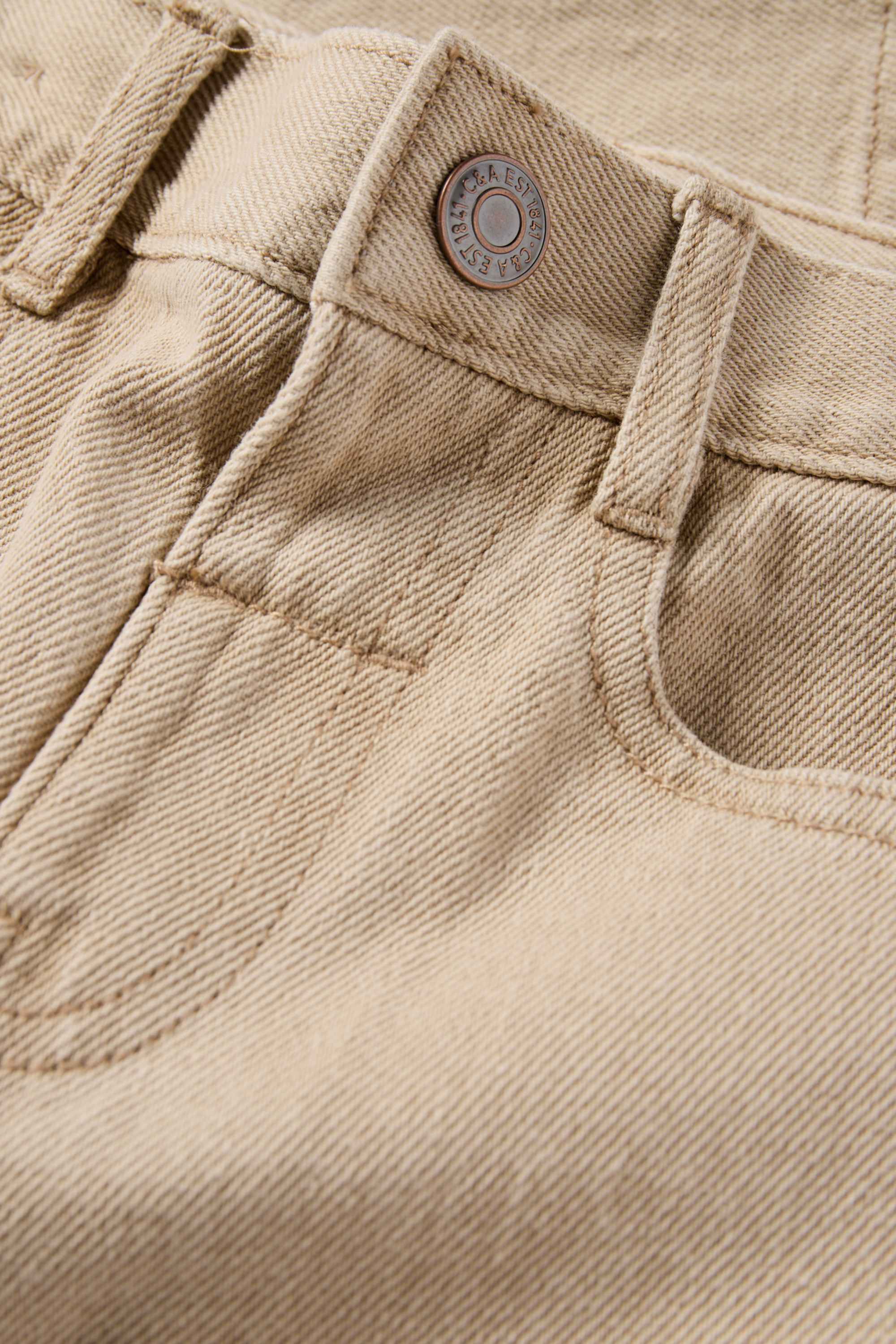 Relaxed jeans light beige