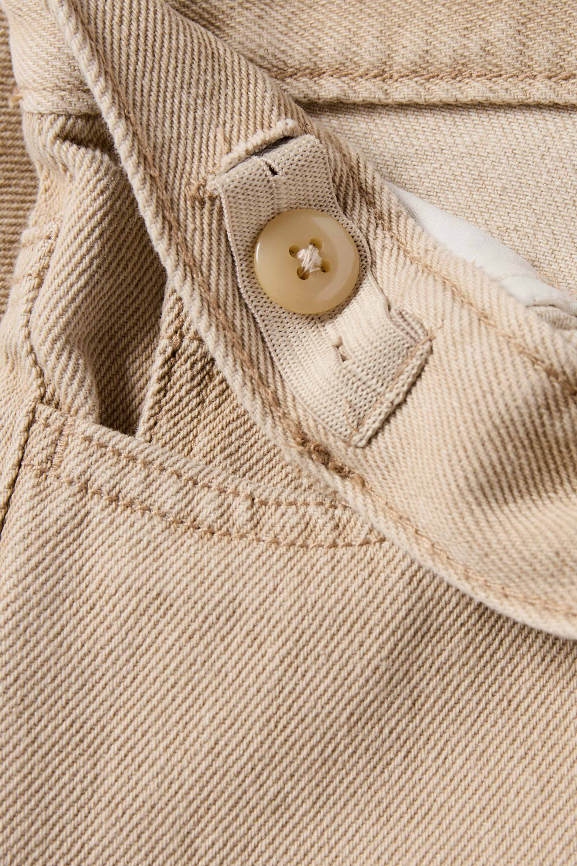 Relaxed jeans light beige