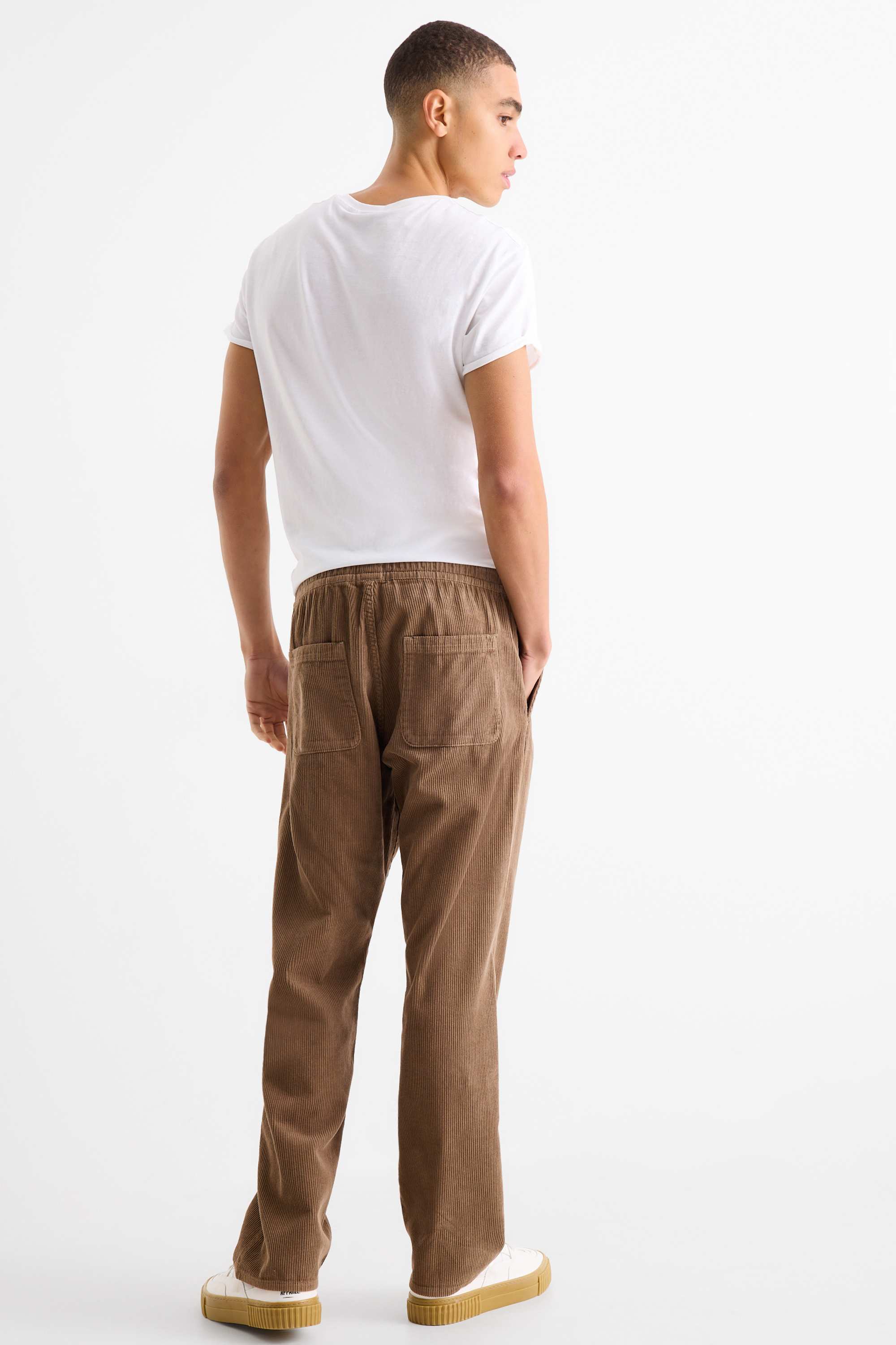 Corduroy trousers - relaxed fit brown