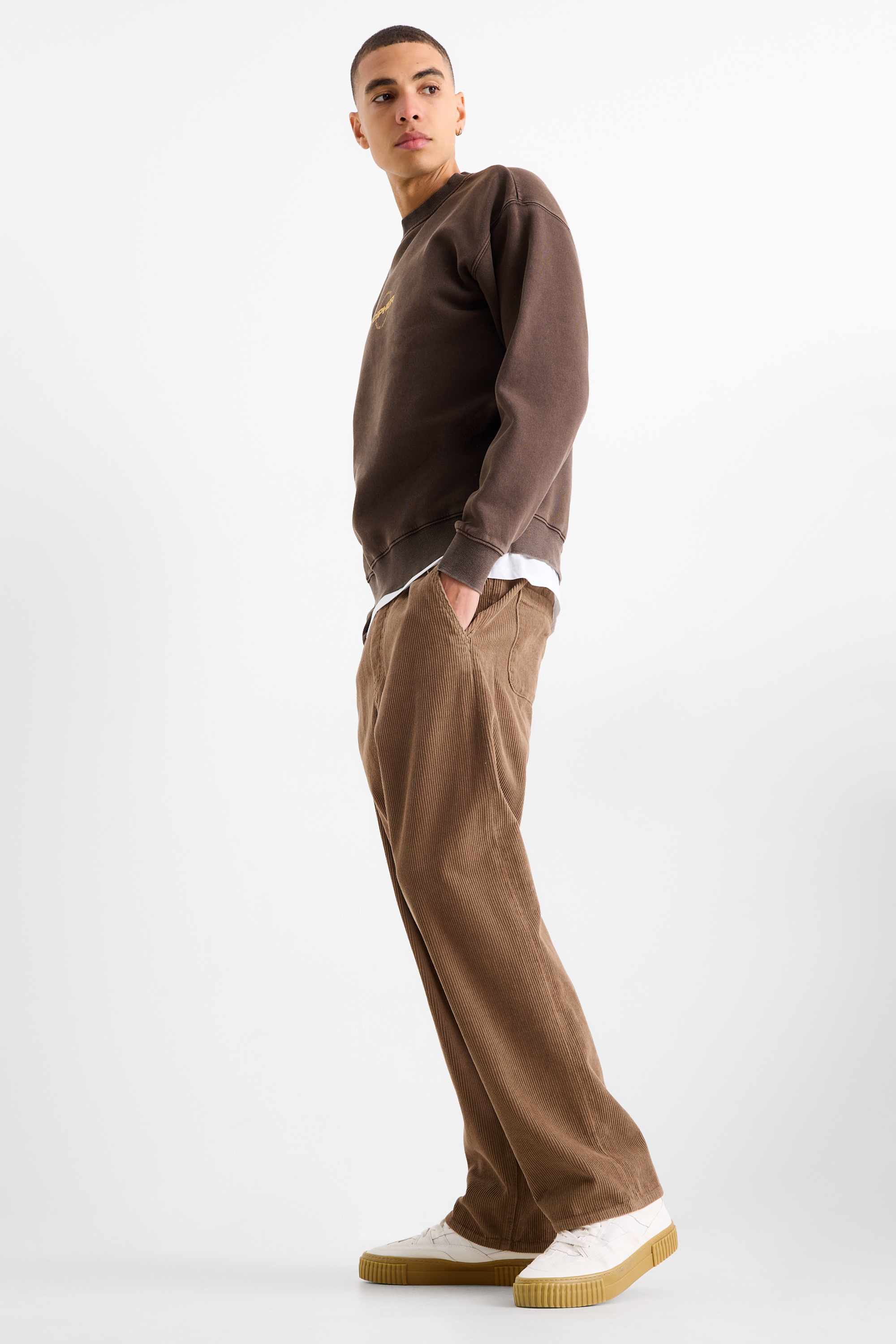 Corduroy trousers - relaxed fit brown