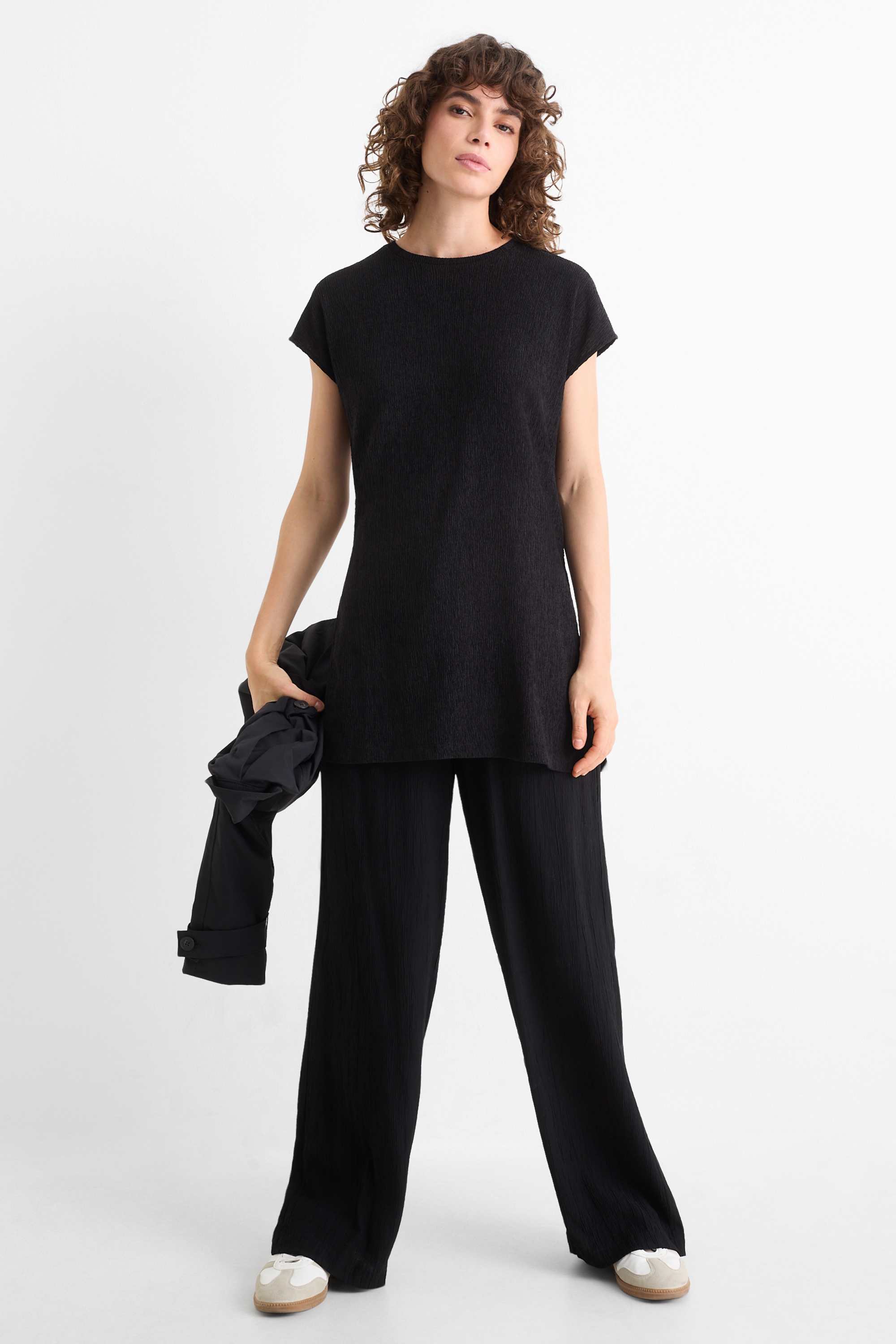 T-shirt - slim fit - textured black