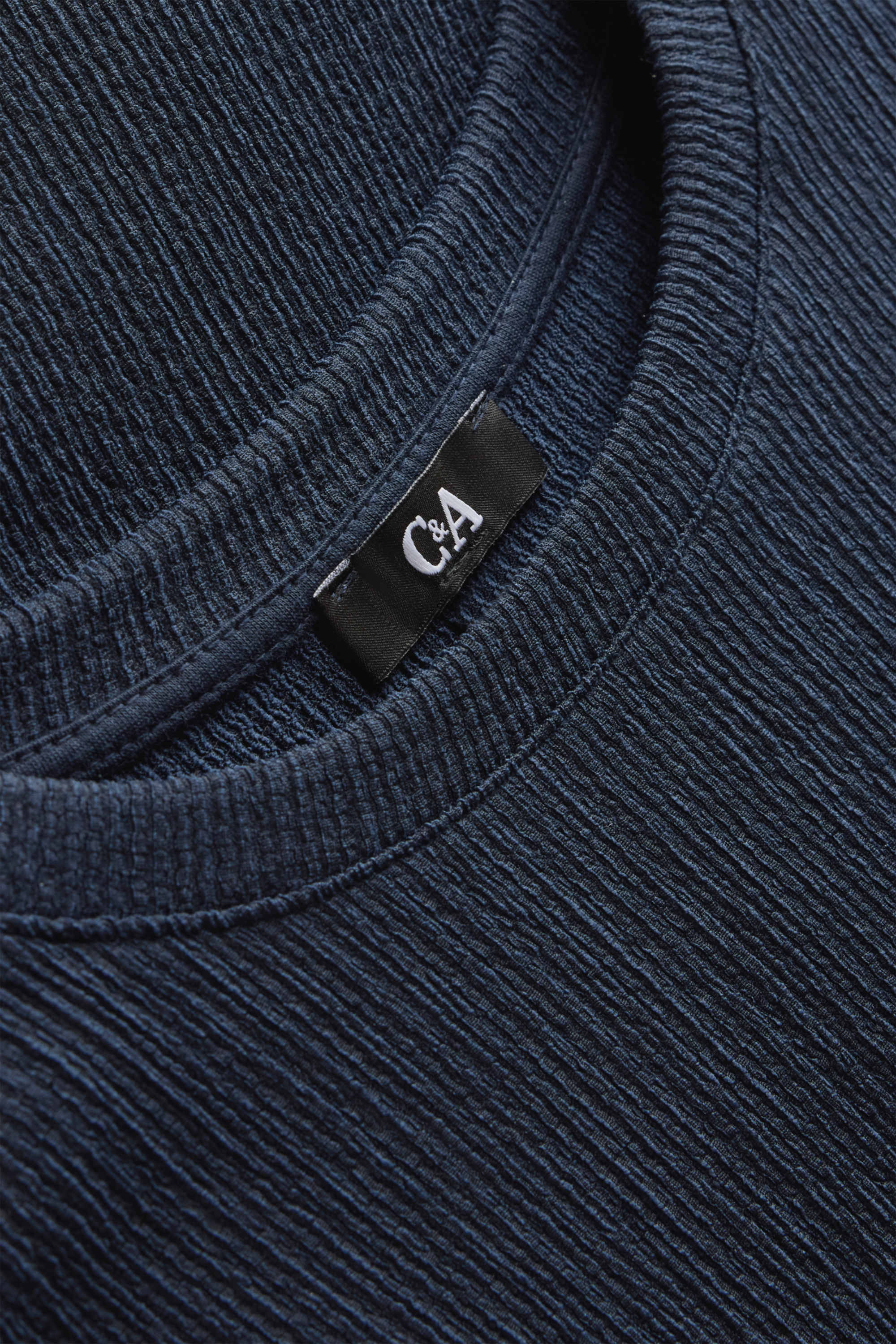 T-shirt - relaxed fit - textured dark blue