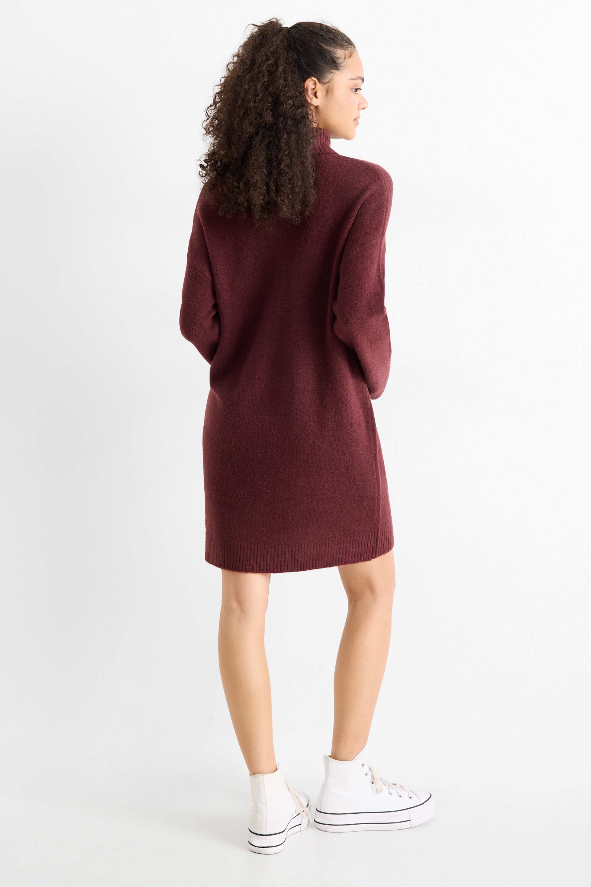 Knitted dress bordeaux