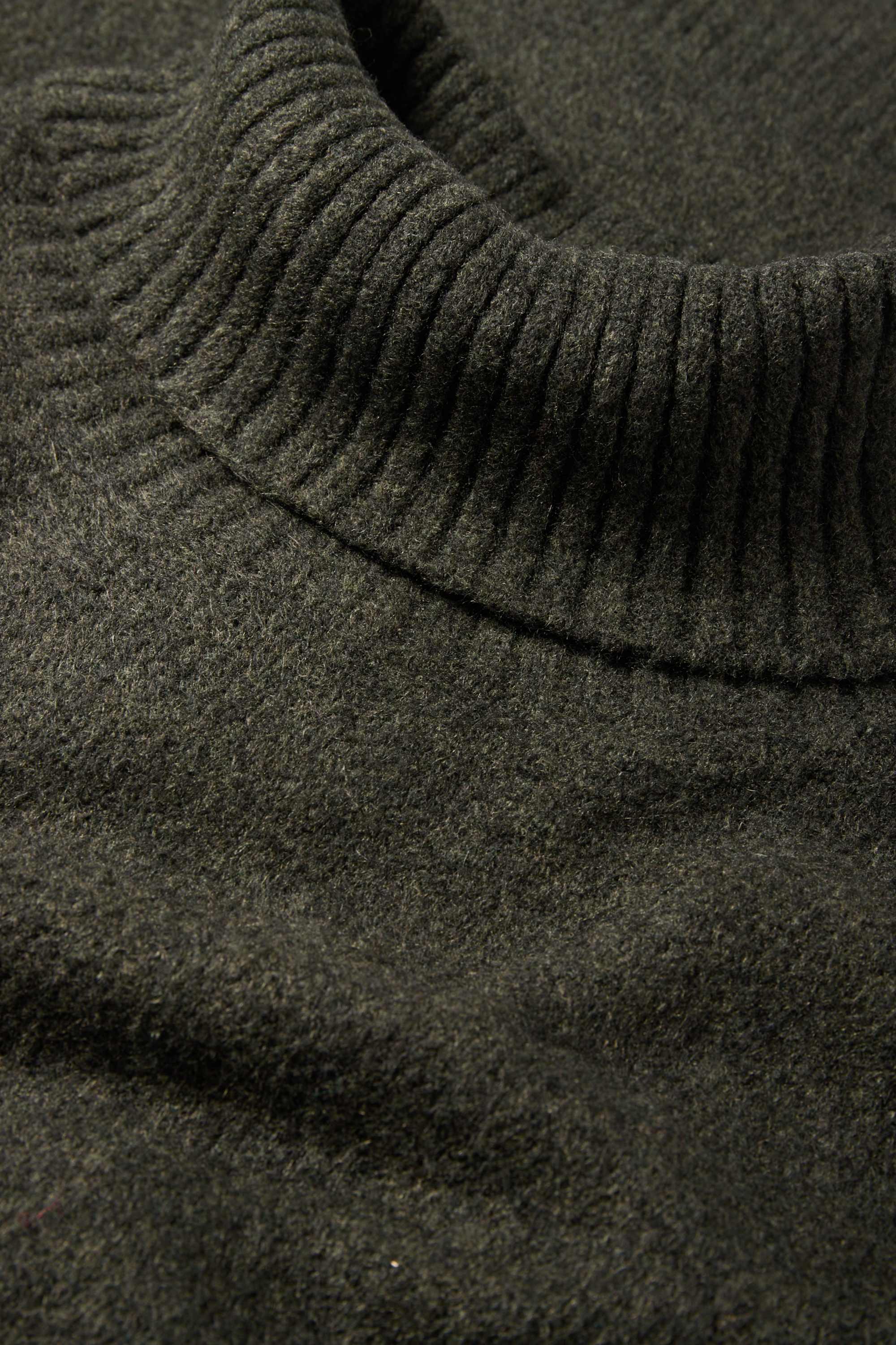 Knitted dress dark green