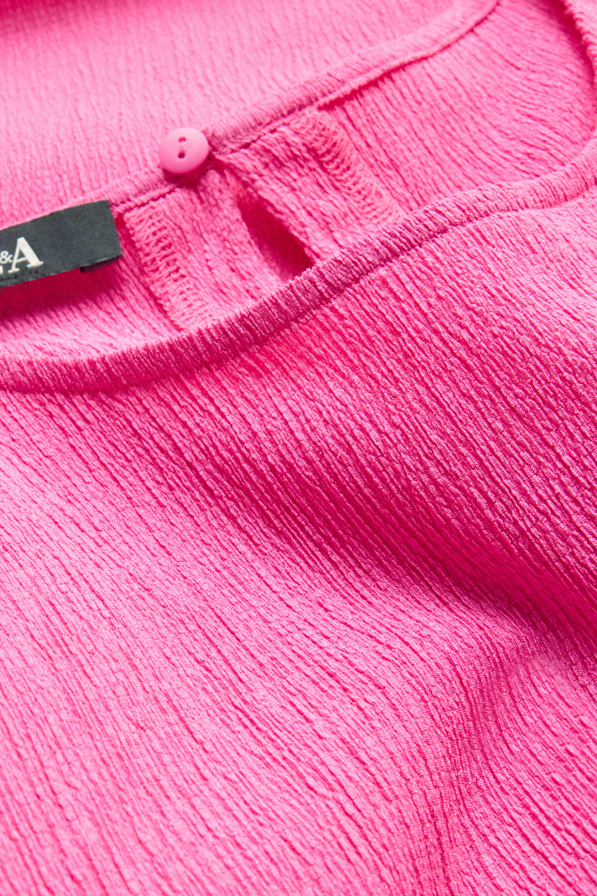 Top pink