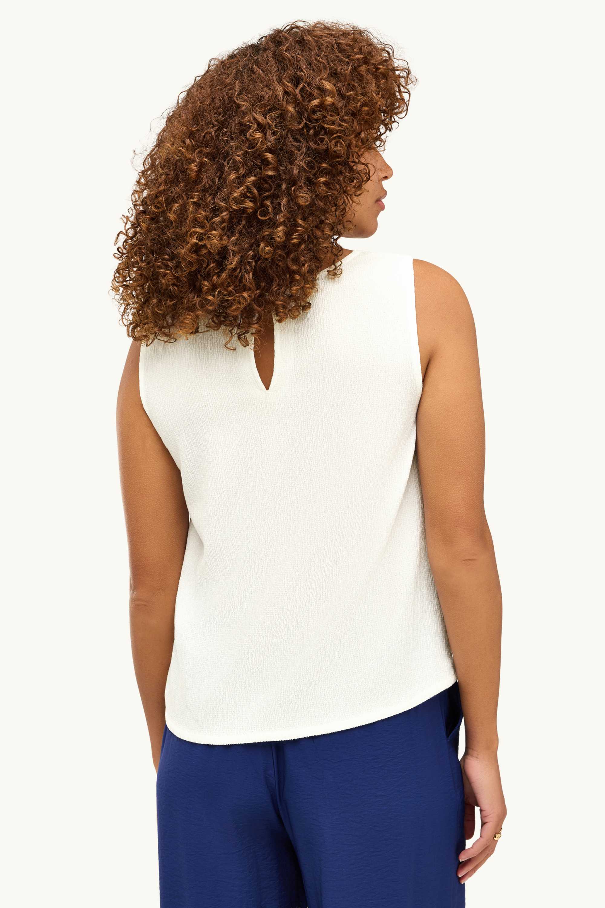 Top white