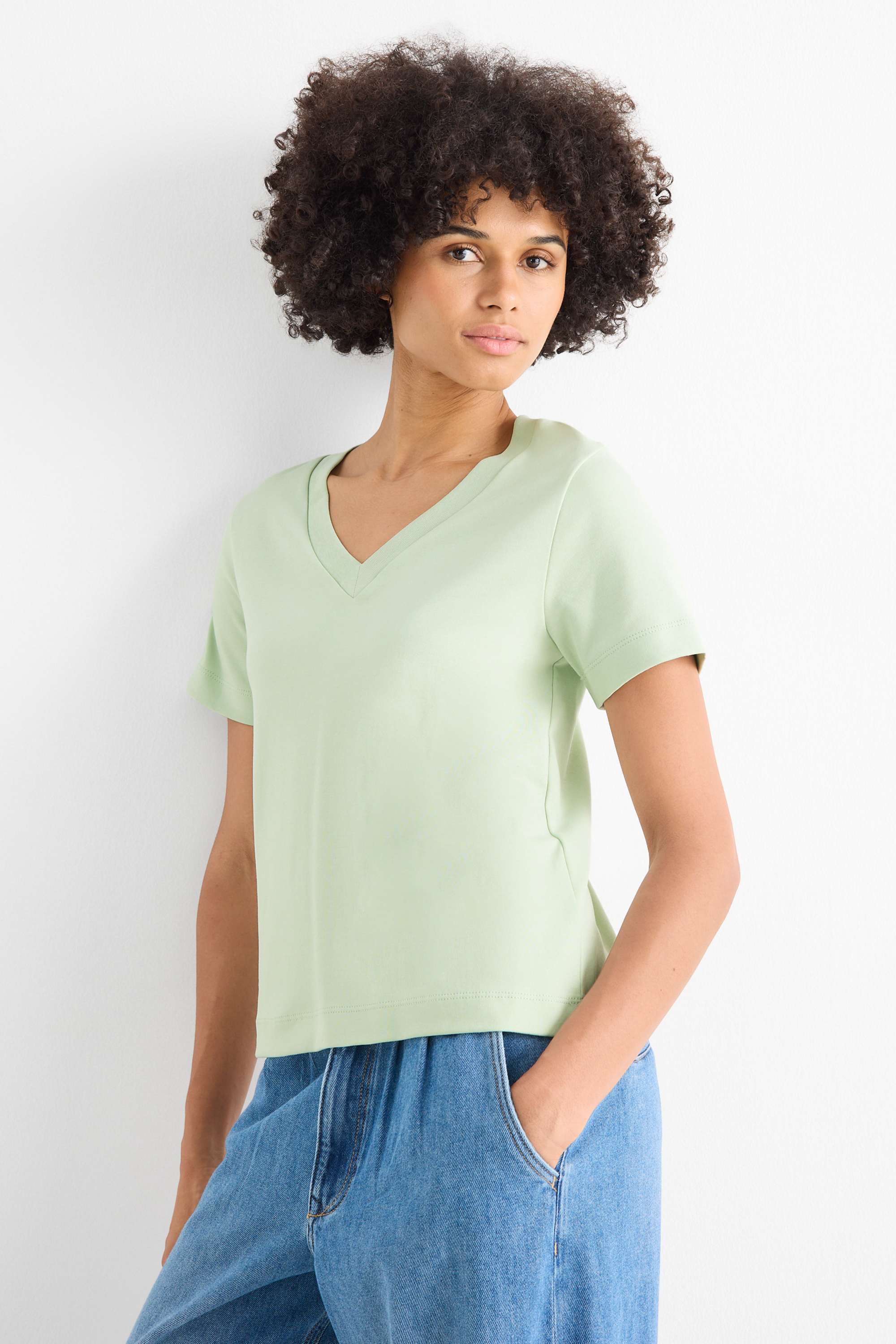 V-neck T-shirt - slim fit mint green