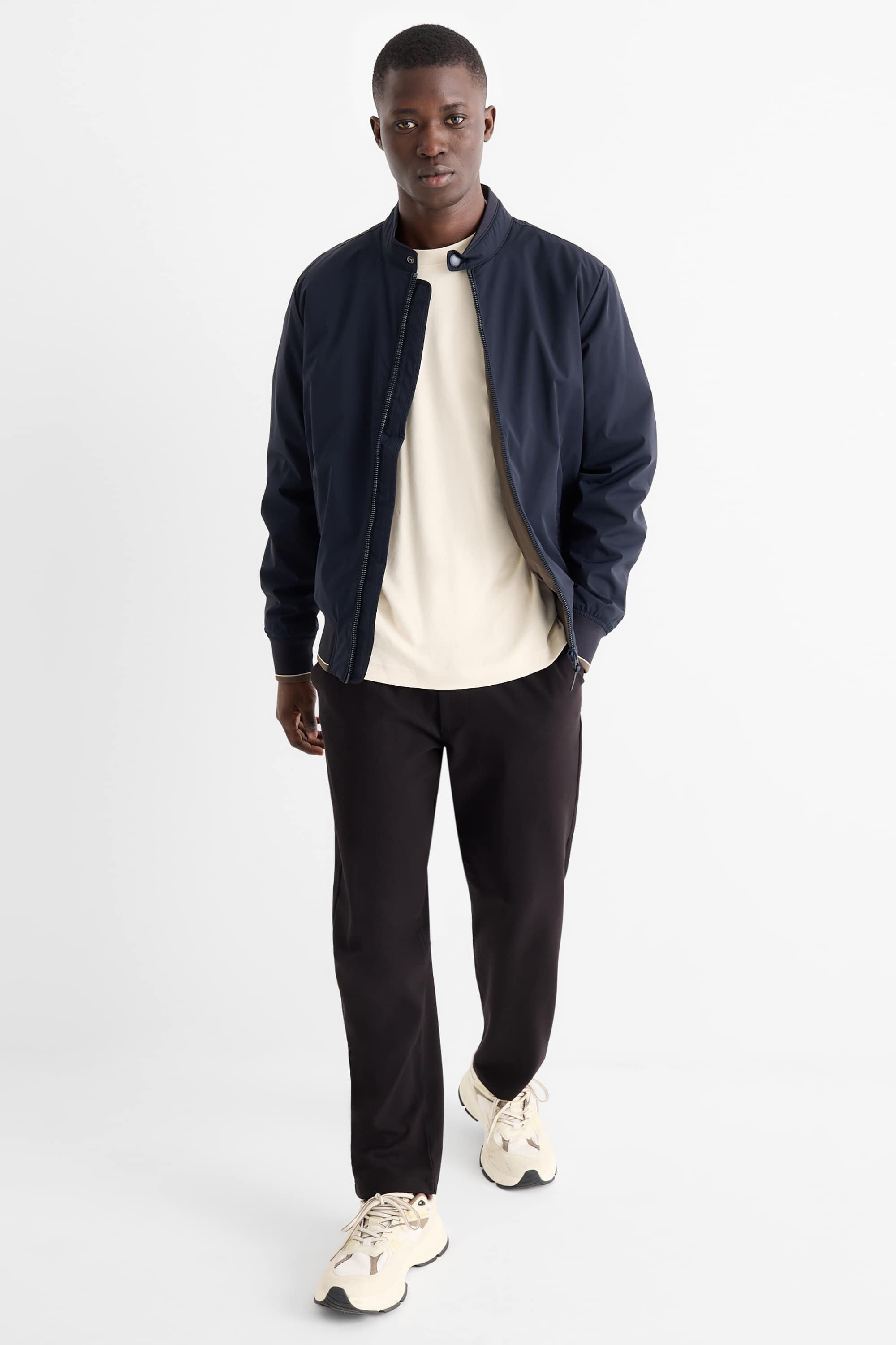 Chinos - tapered fit black