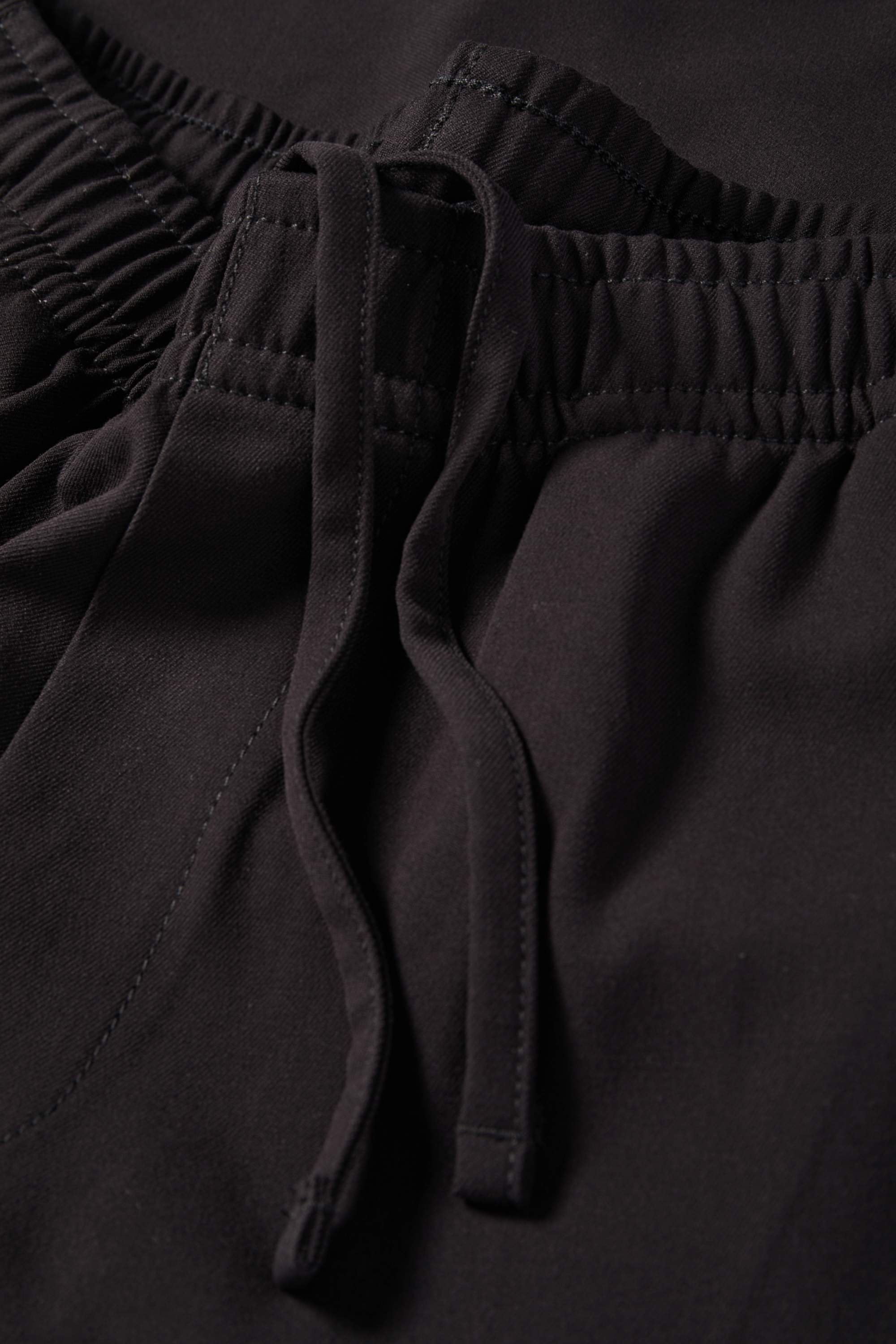 Chinos - tapered fit black
