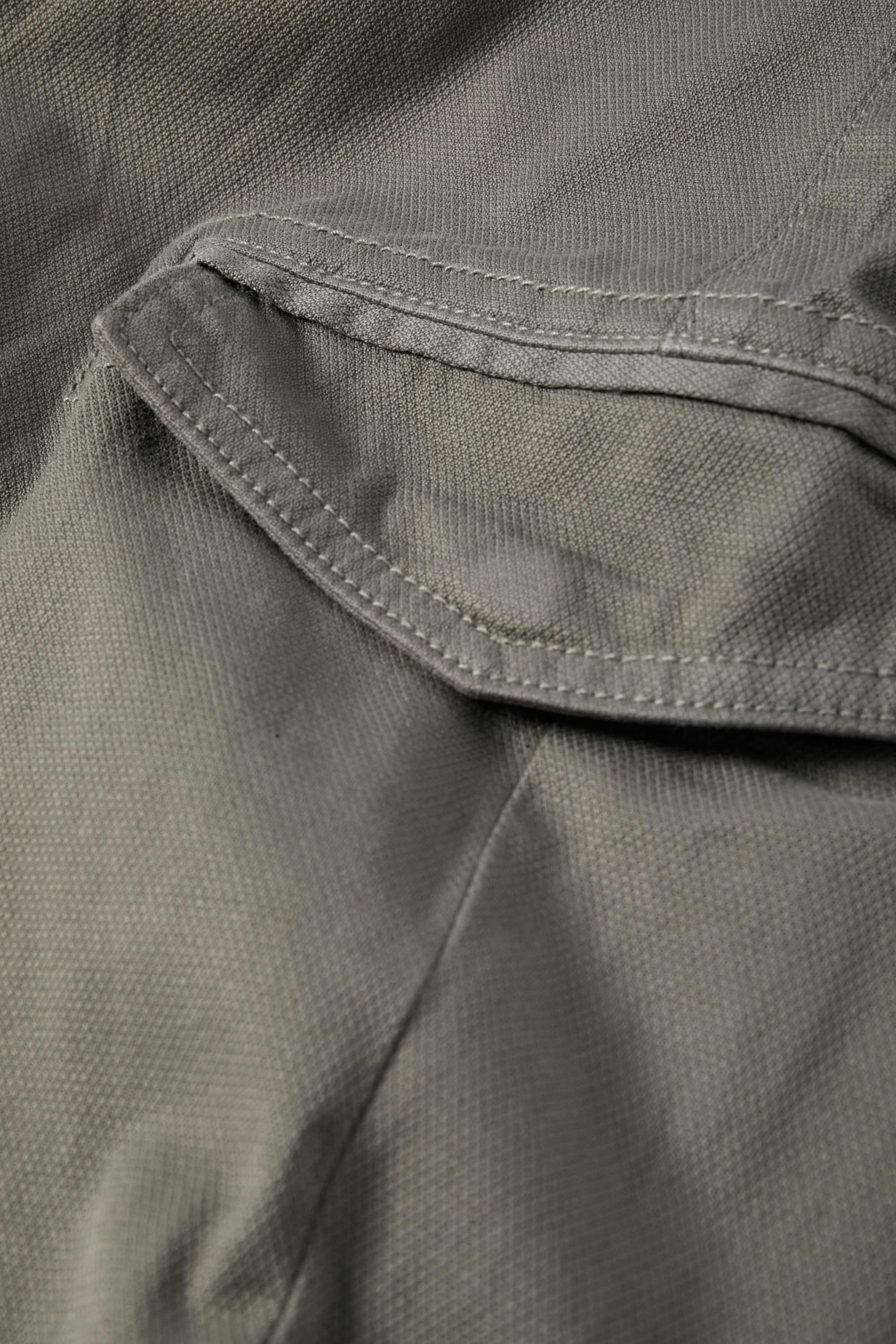 Cargo trousers - tapered fit - textured dark gray