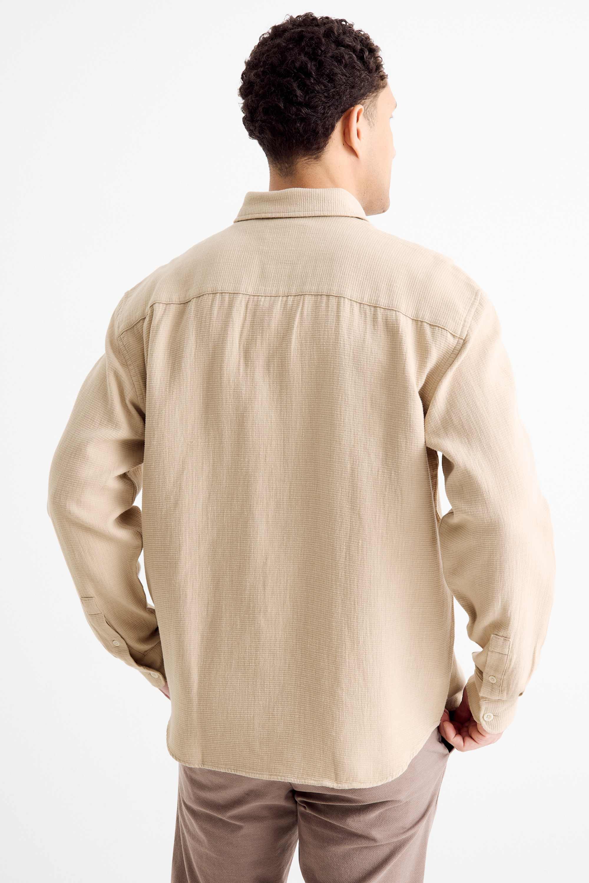 Shirt - loose fit - kent collar - textured beige