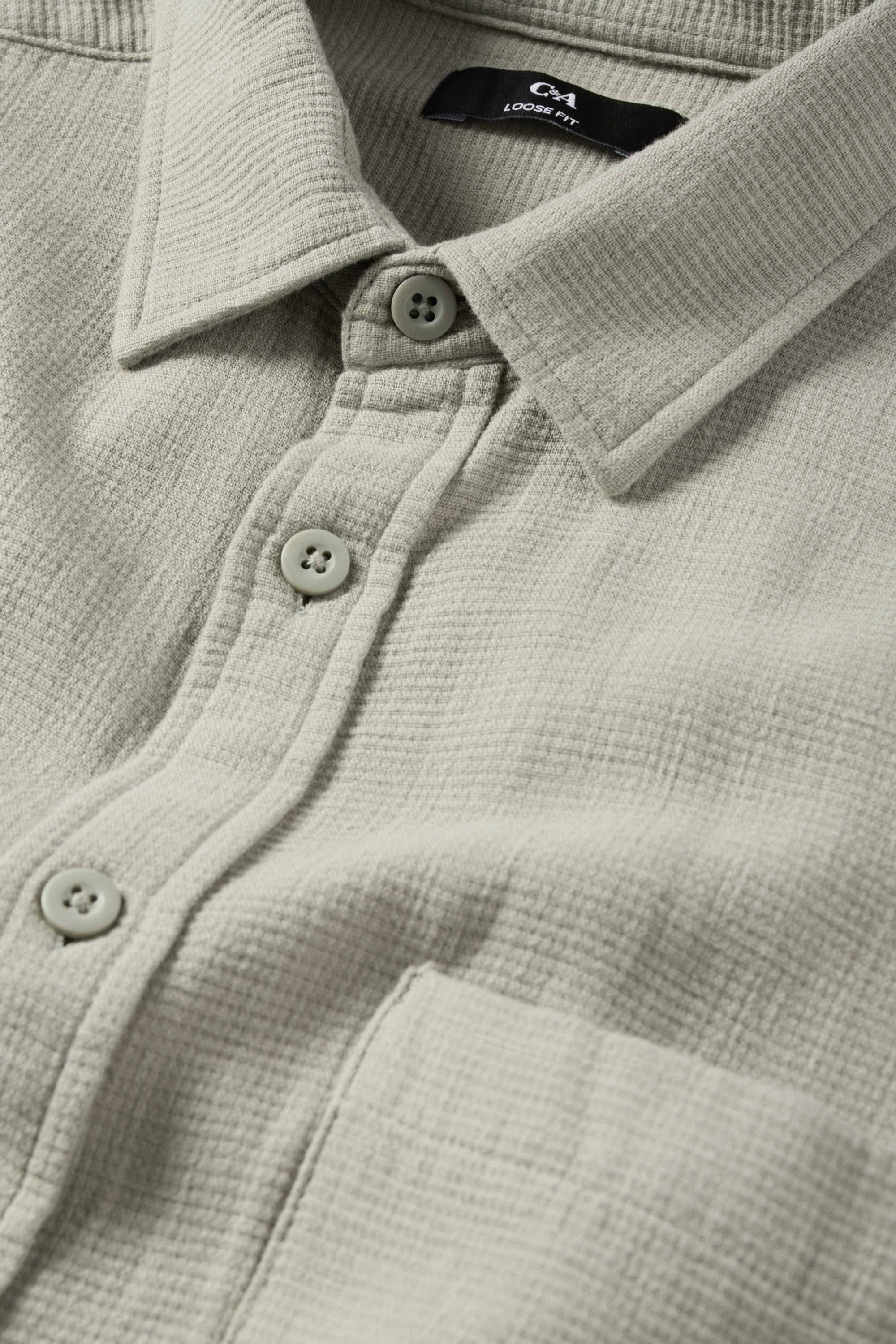 Shirt - loose fit - kent collar - textured light green