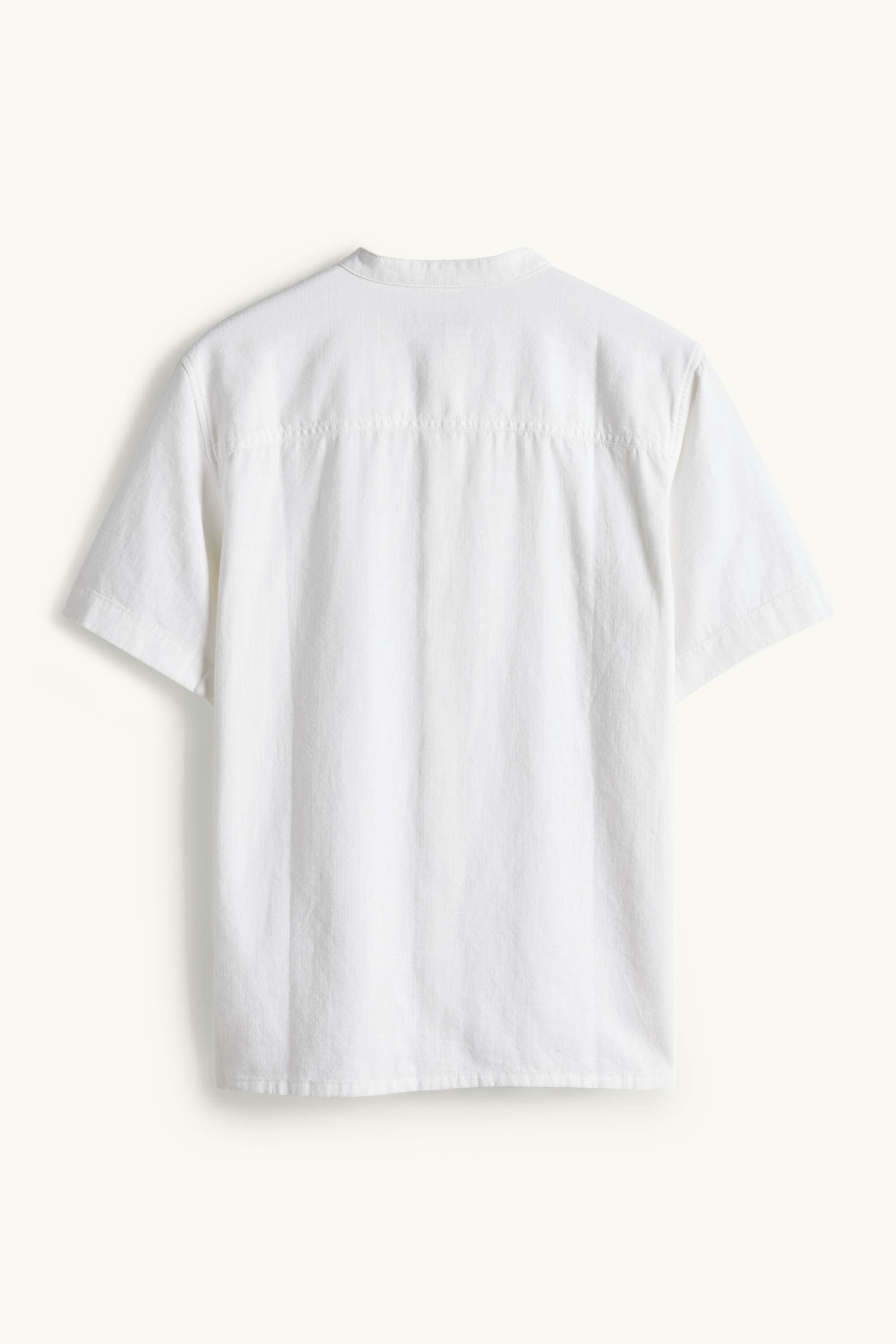 Shirt white