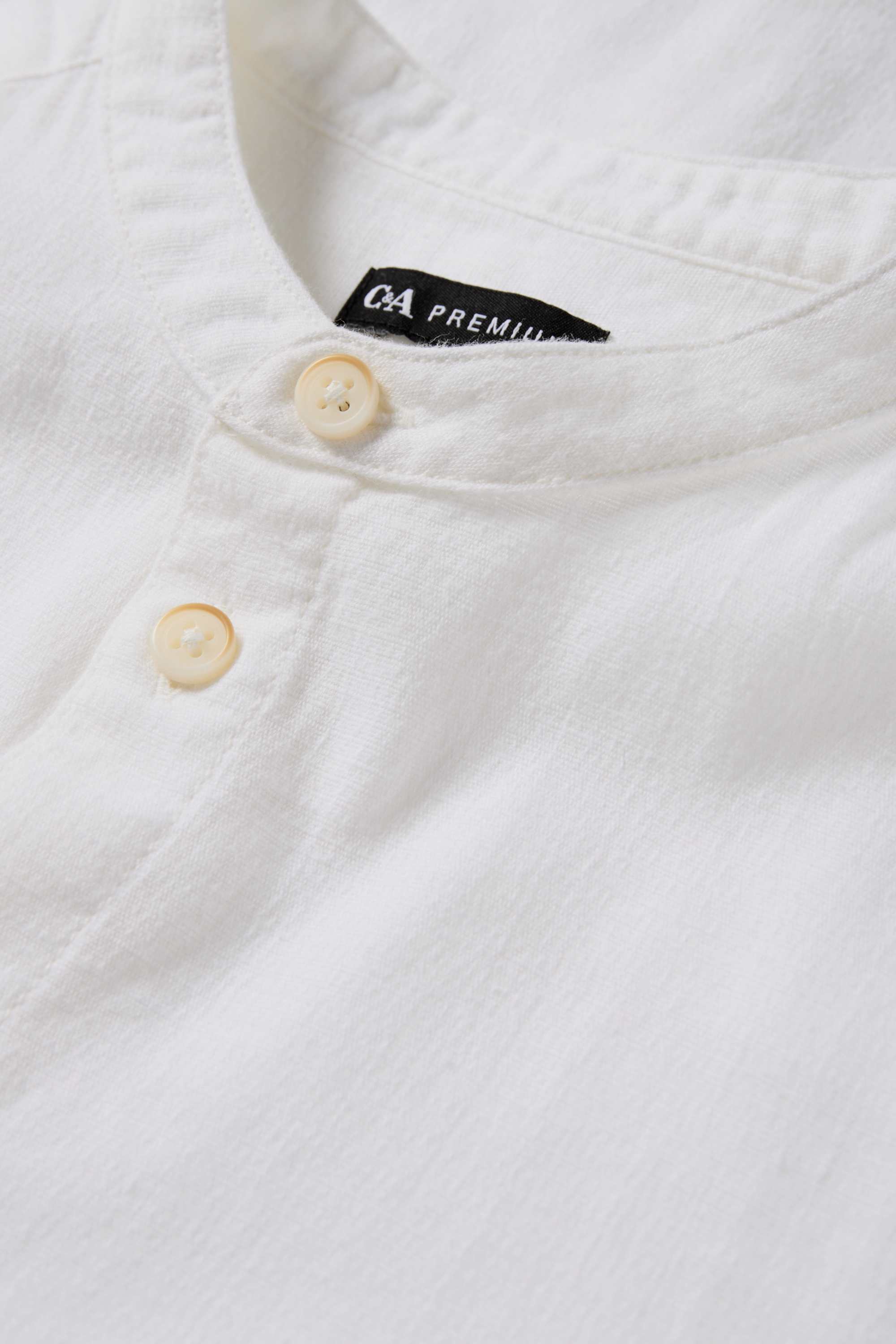 Shirt white