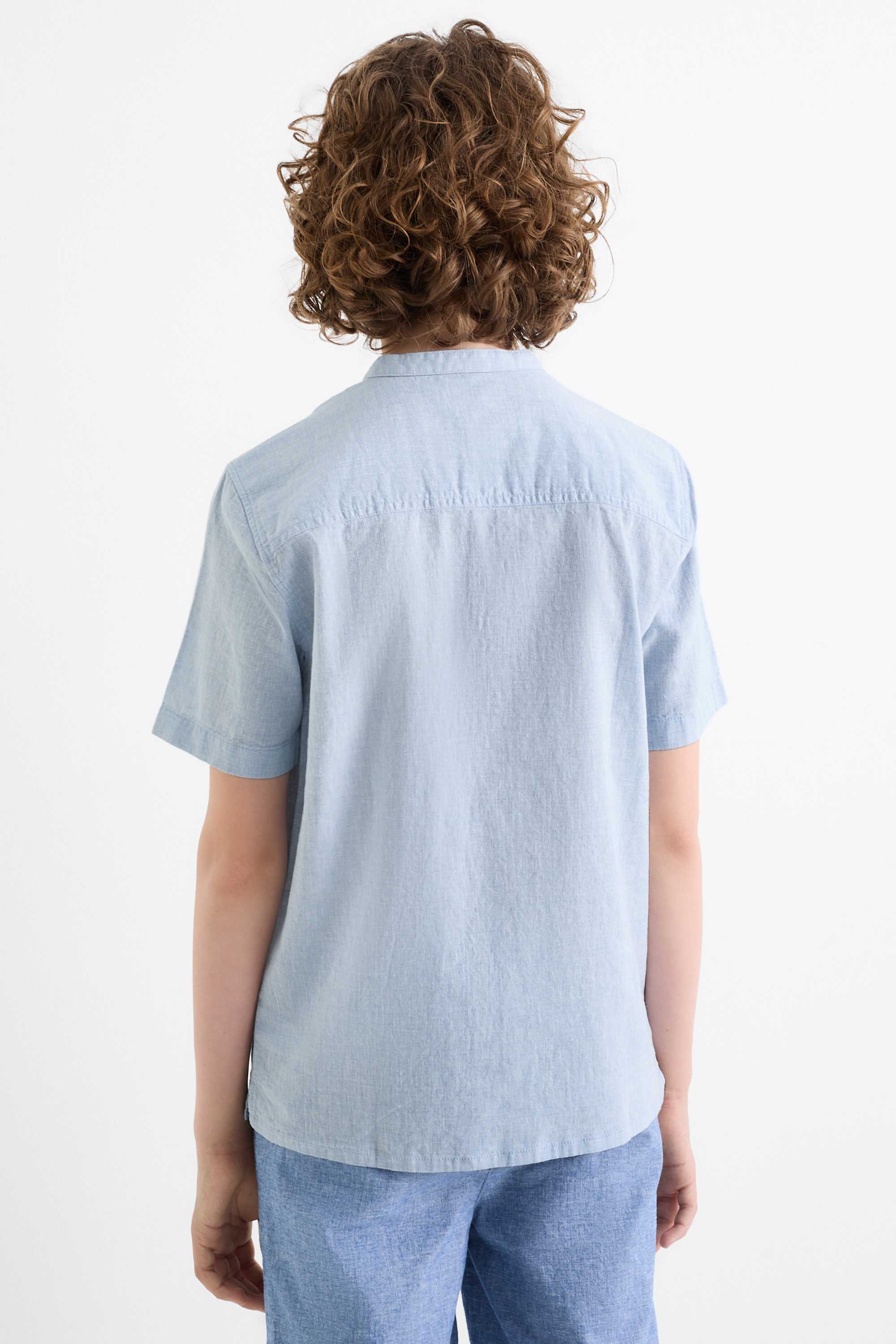 Shirt with linen content light blue