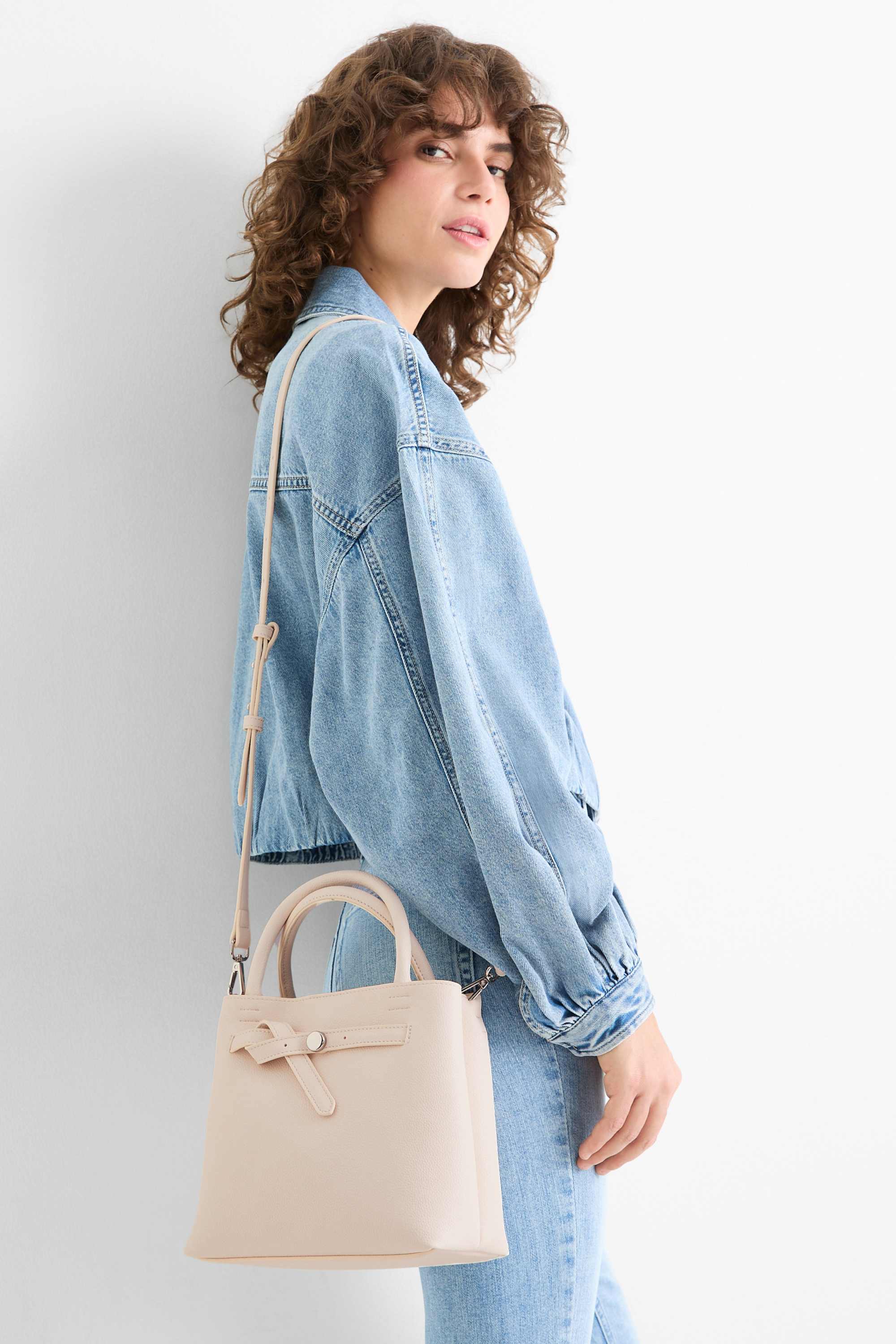 Small shopper with detachable bag strap - faux leather light beige