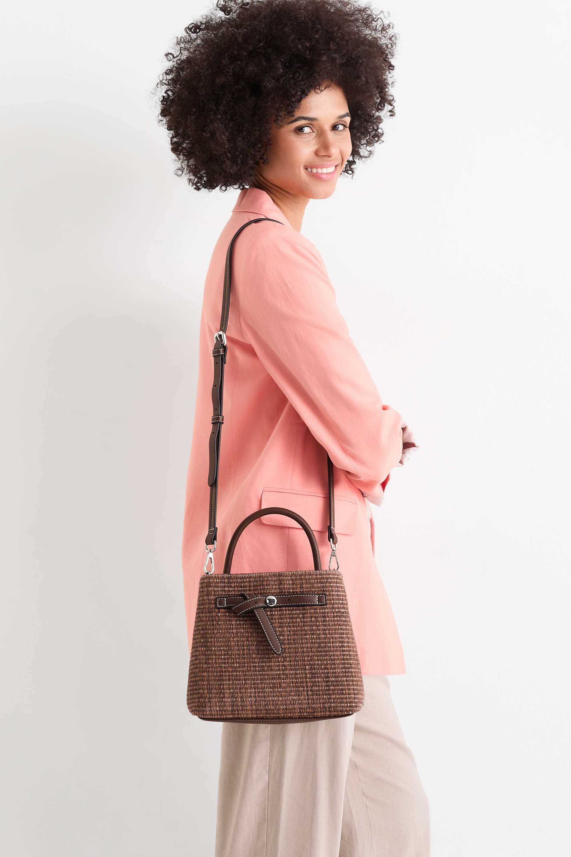 Bast crossbody bag with detachable bag strap dark brown