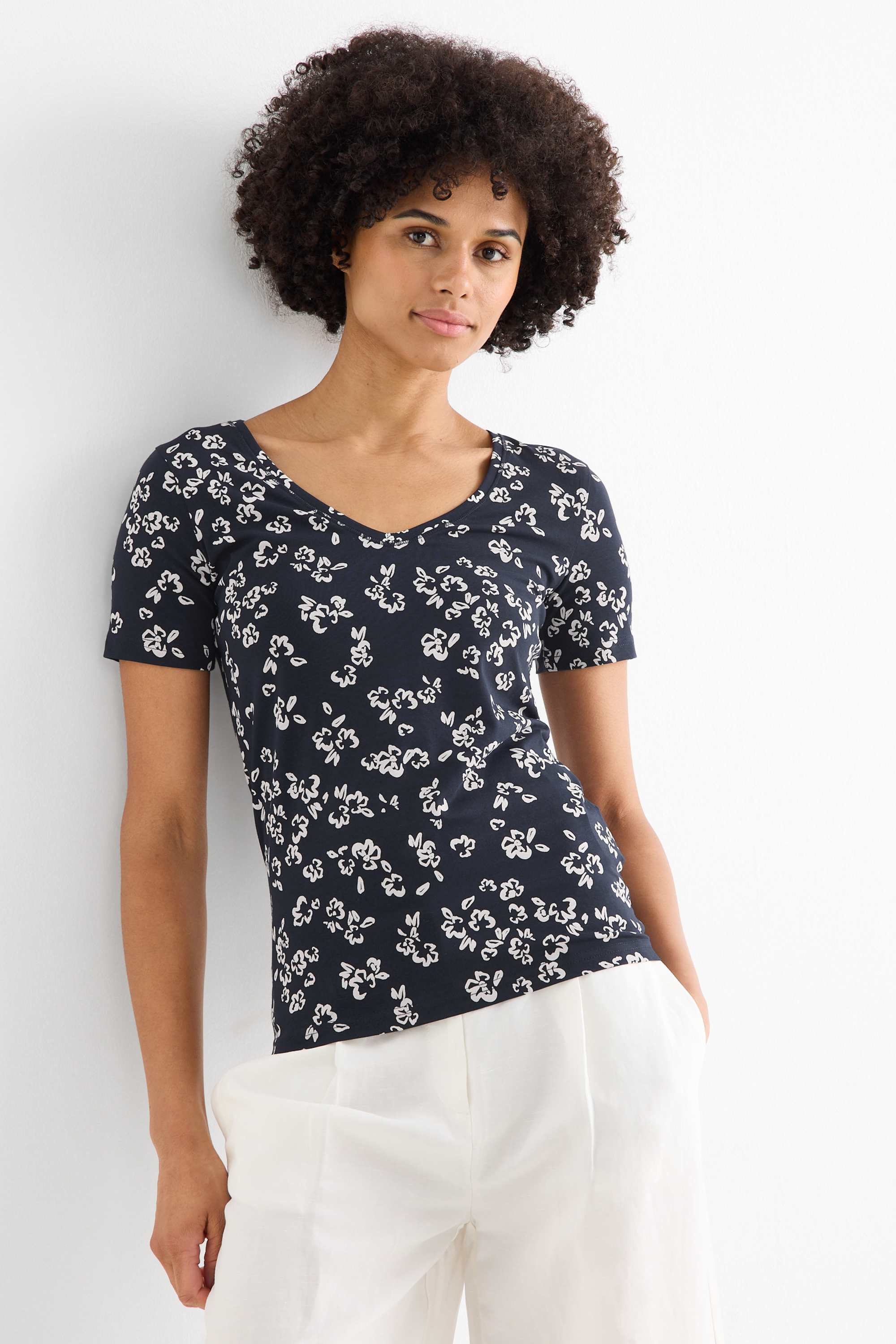 V-neck T-shirt - slim fit - floral dark blue