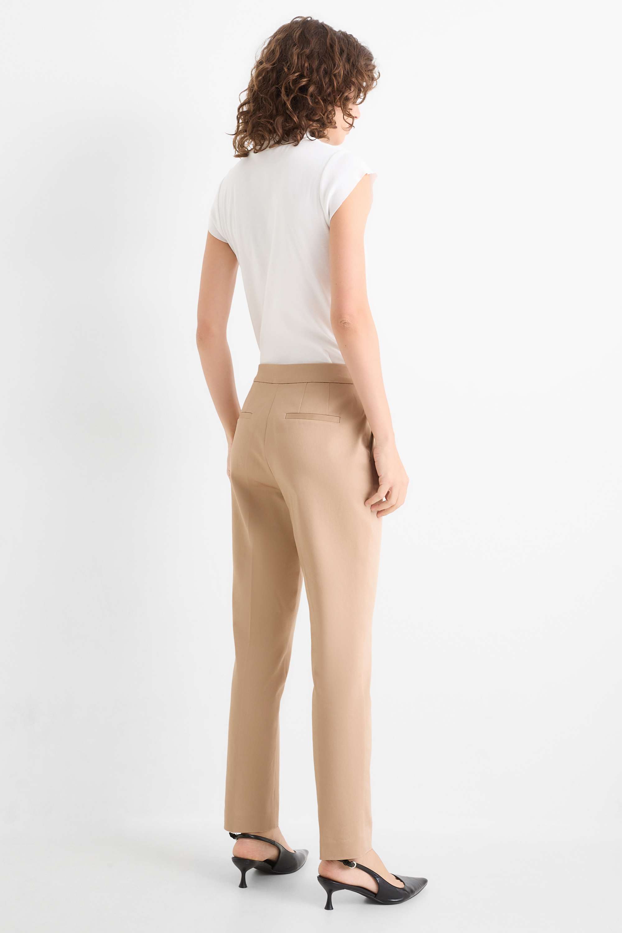 Cloth trousers - mid-rise waist - slim fit beige