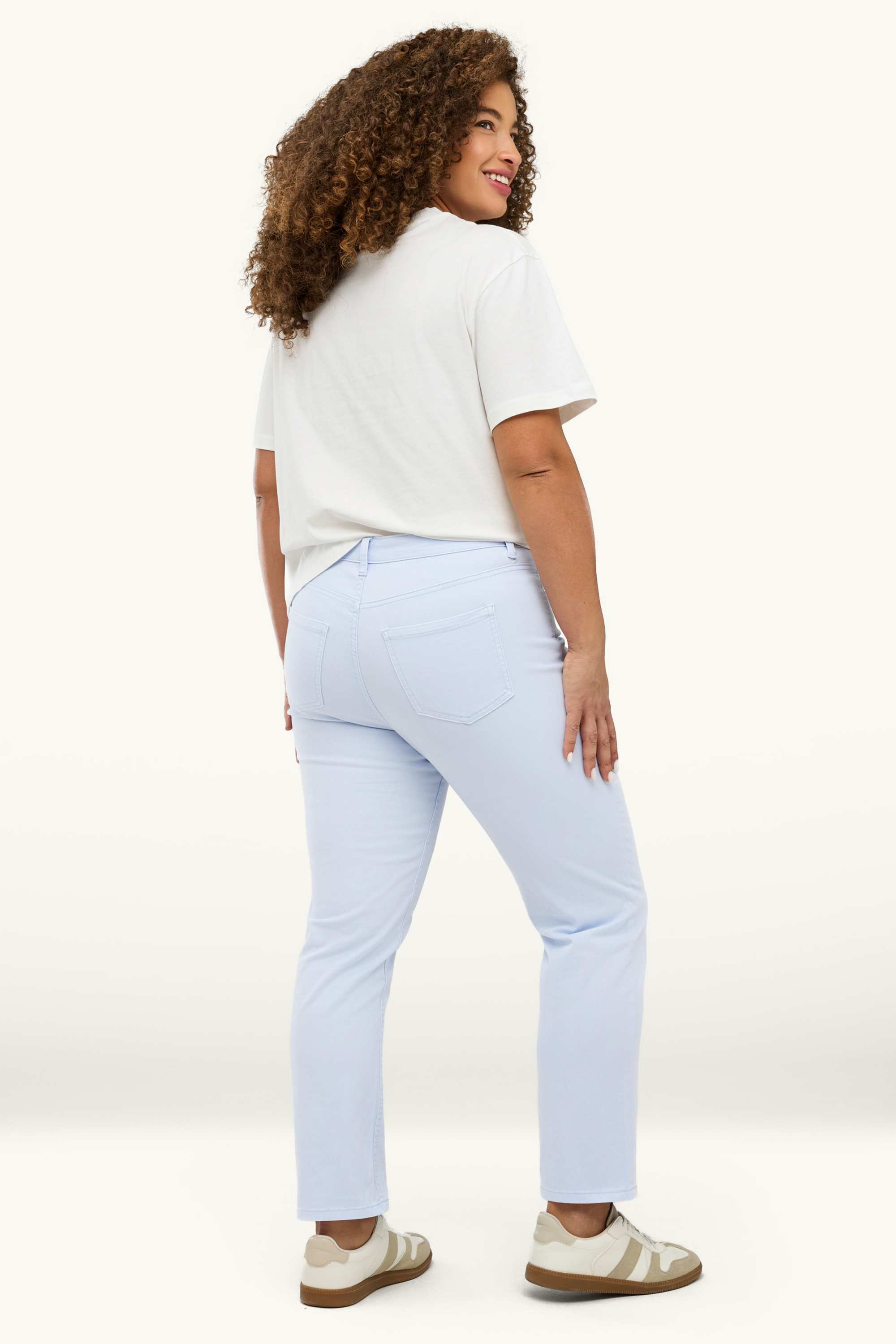 Cloth trousers - mid-rise waist - straight leg light blue