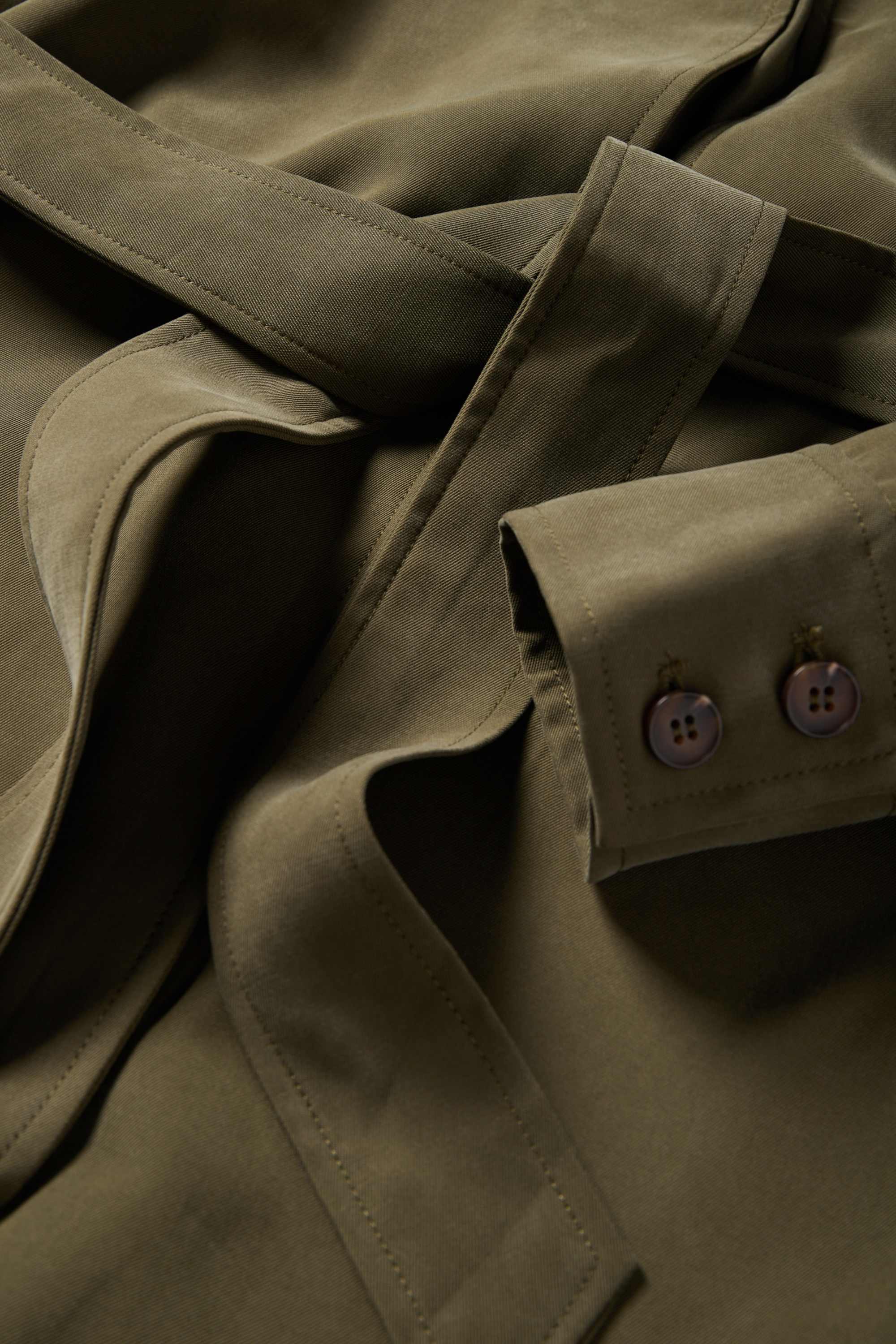 Trench coat khaki