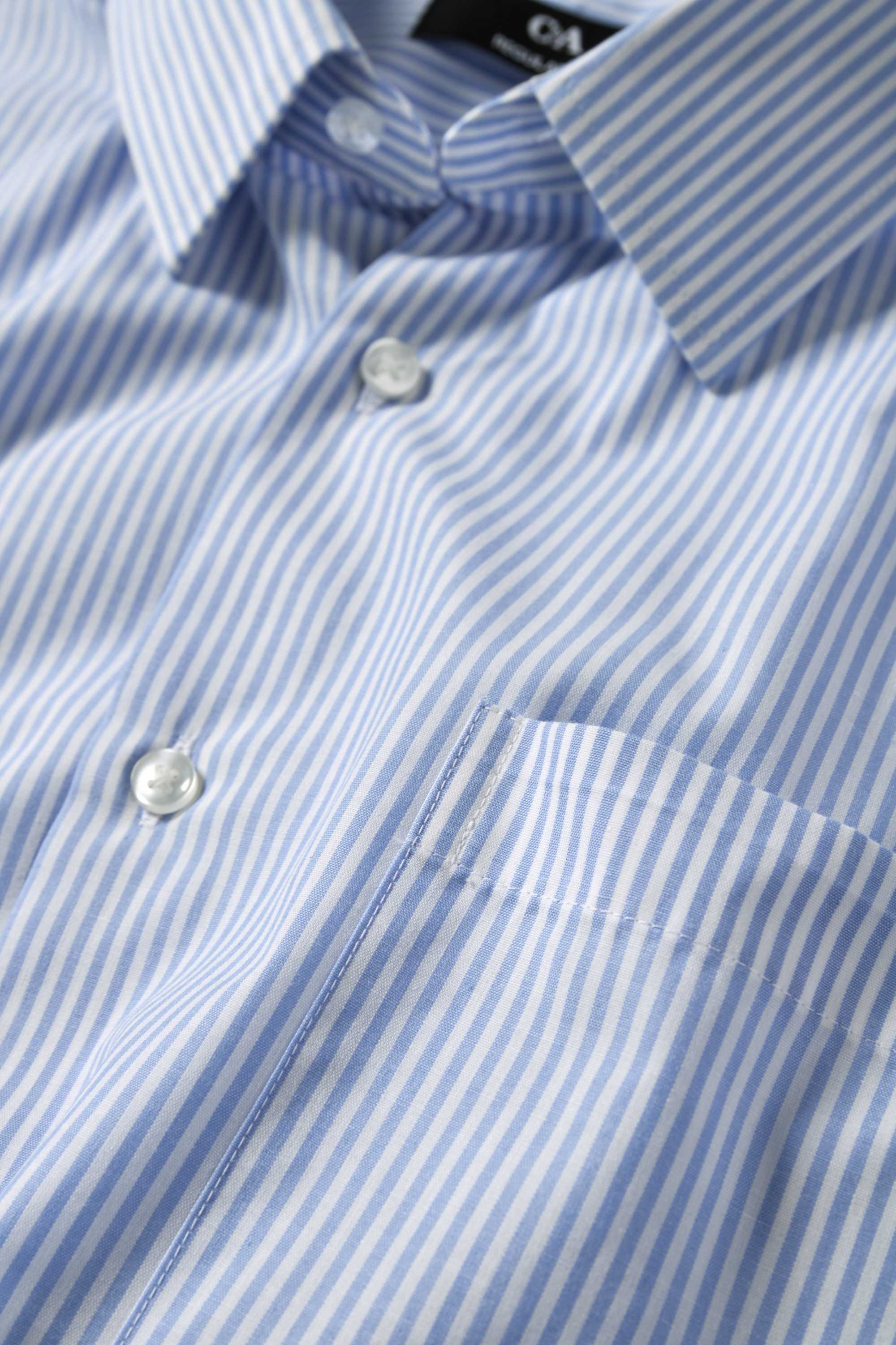 Business shirt - regular fit - kent collar - striped light blue