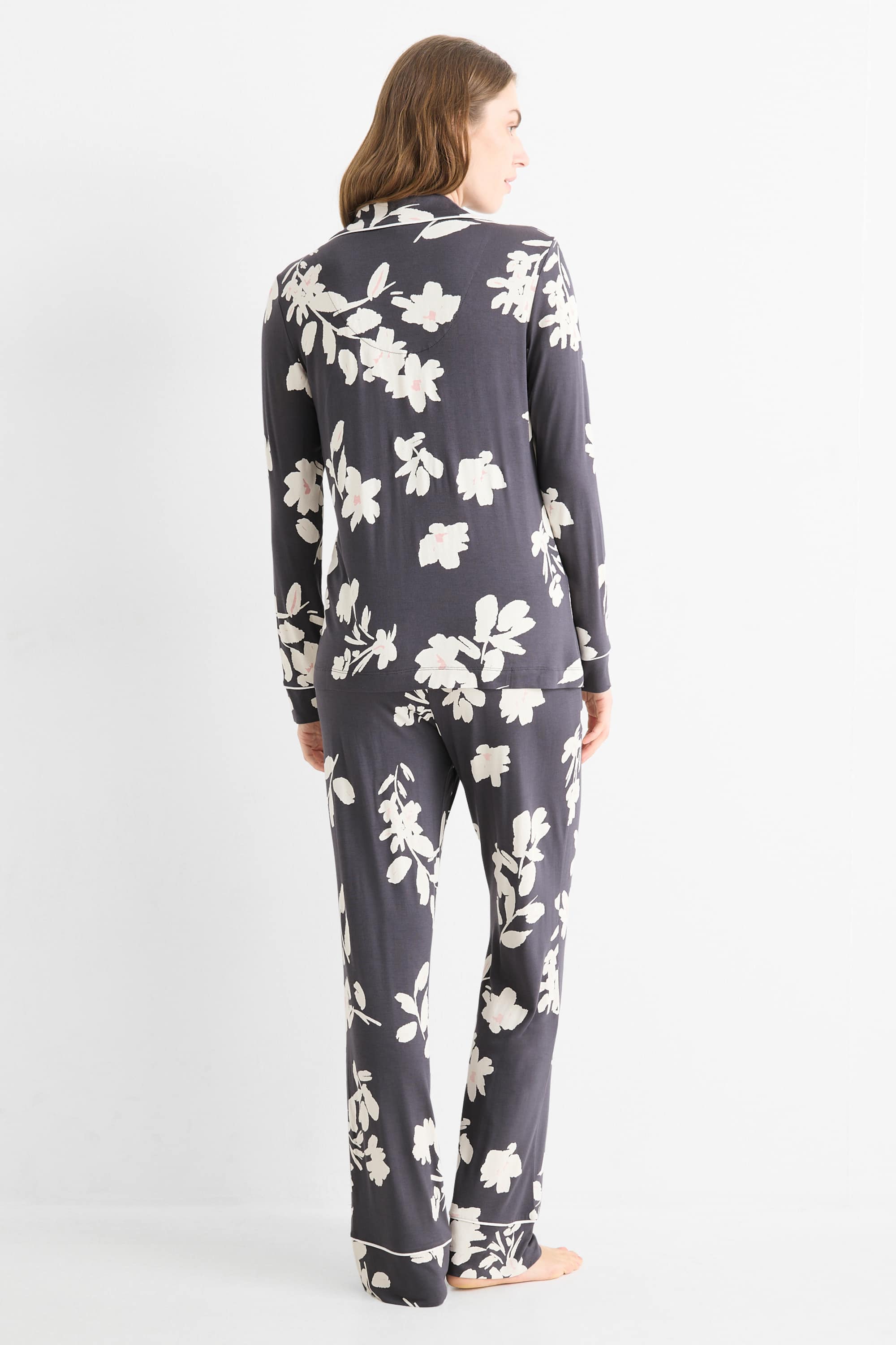 Viscose pyjamas - floral dark blue / creme white
