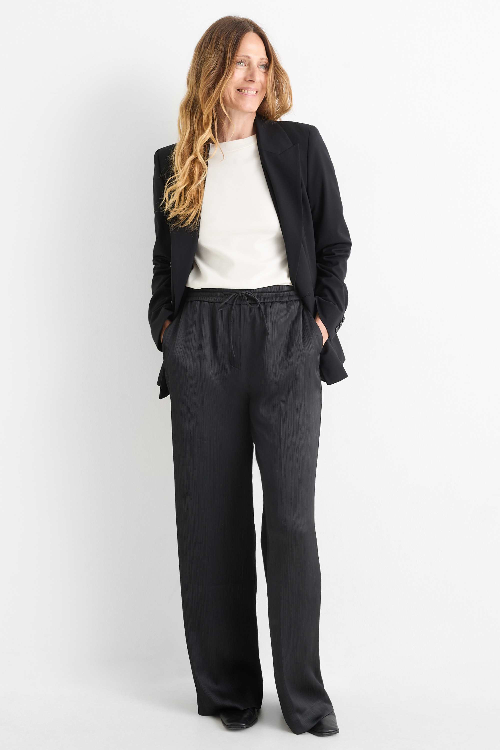 Business trousers - mid-rise waist - wide leg black