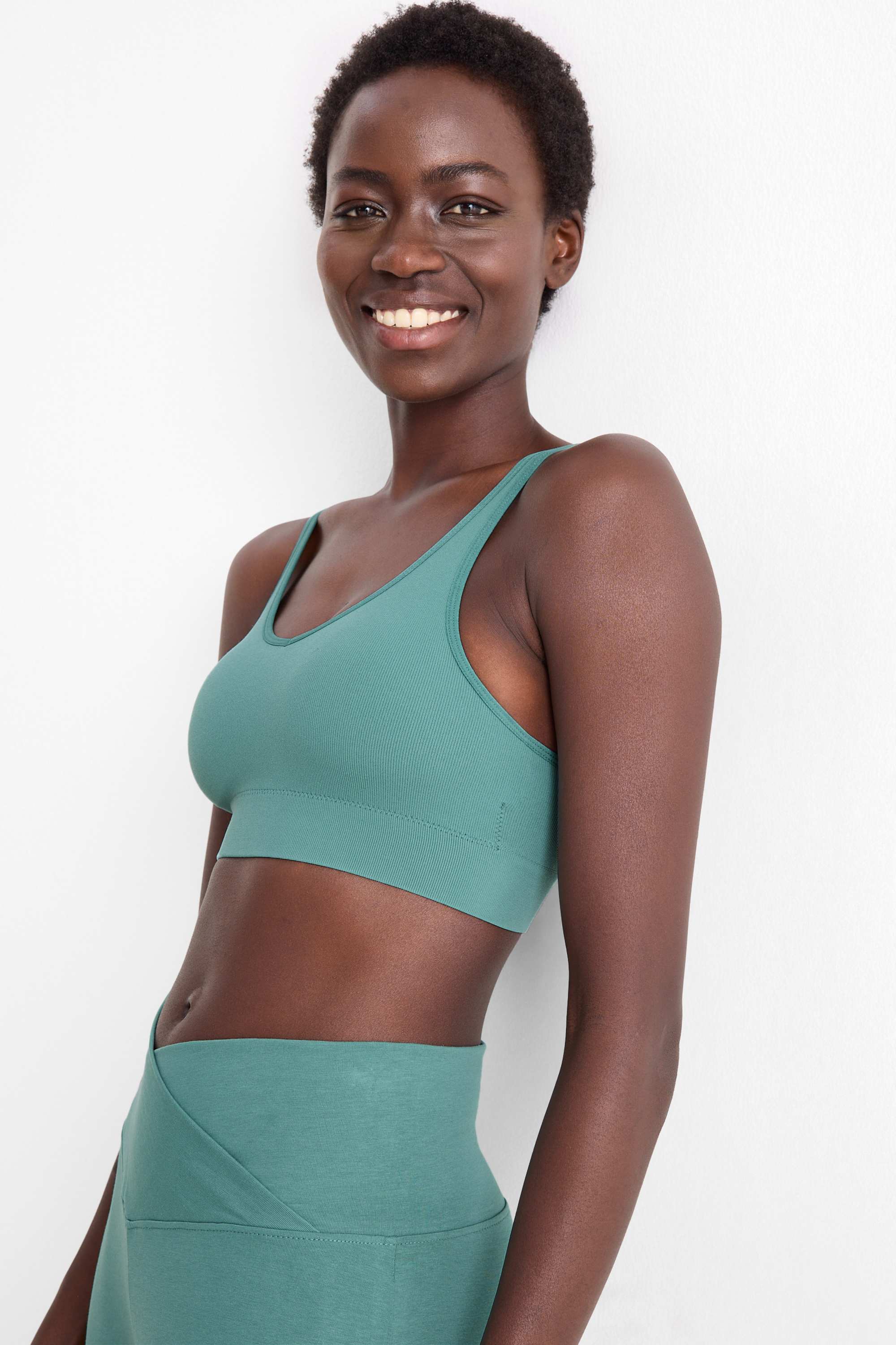 Sports bra - padded - ribbed - seamless green
