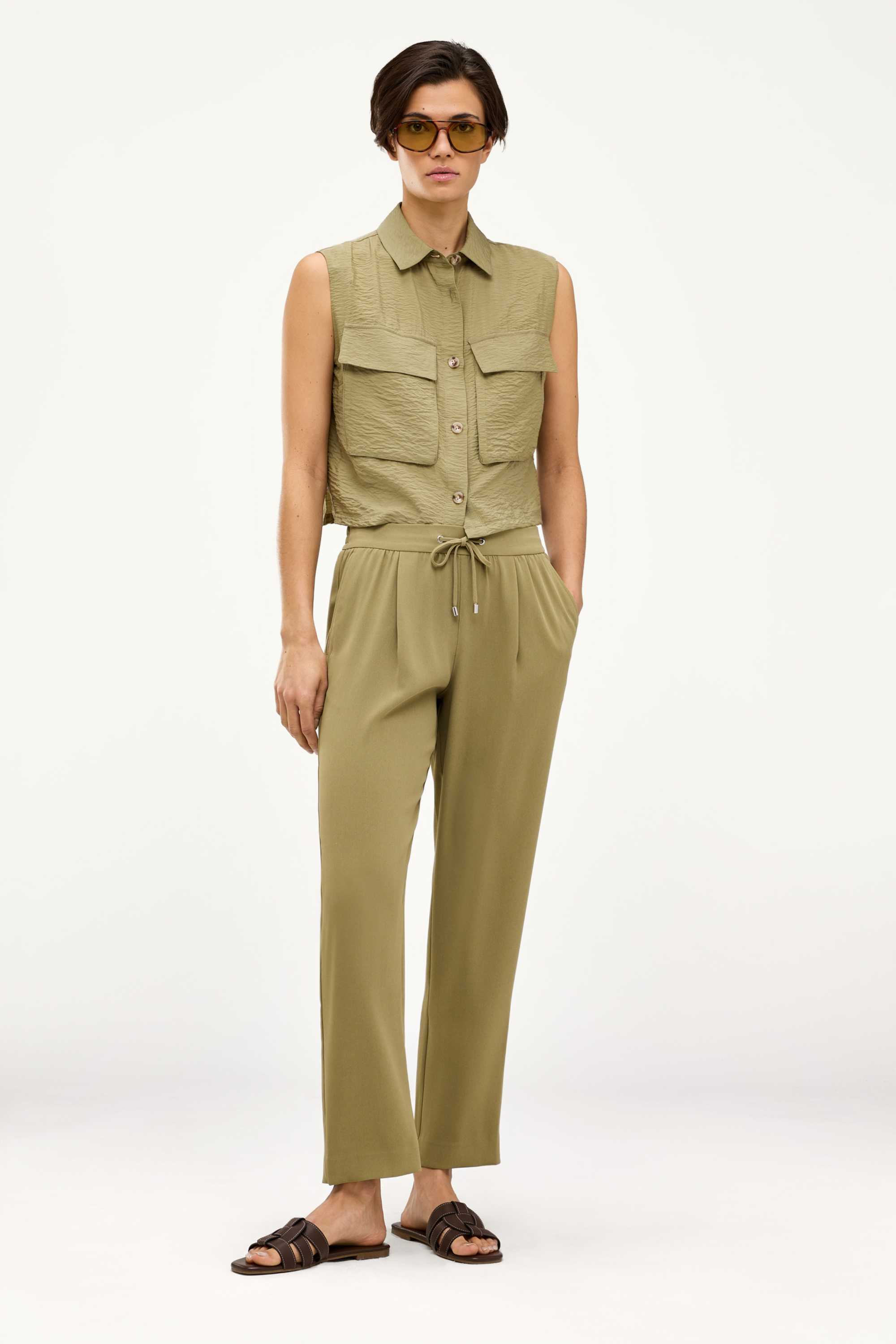 Waistcoat - textured beige