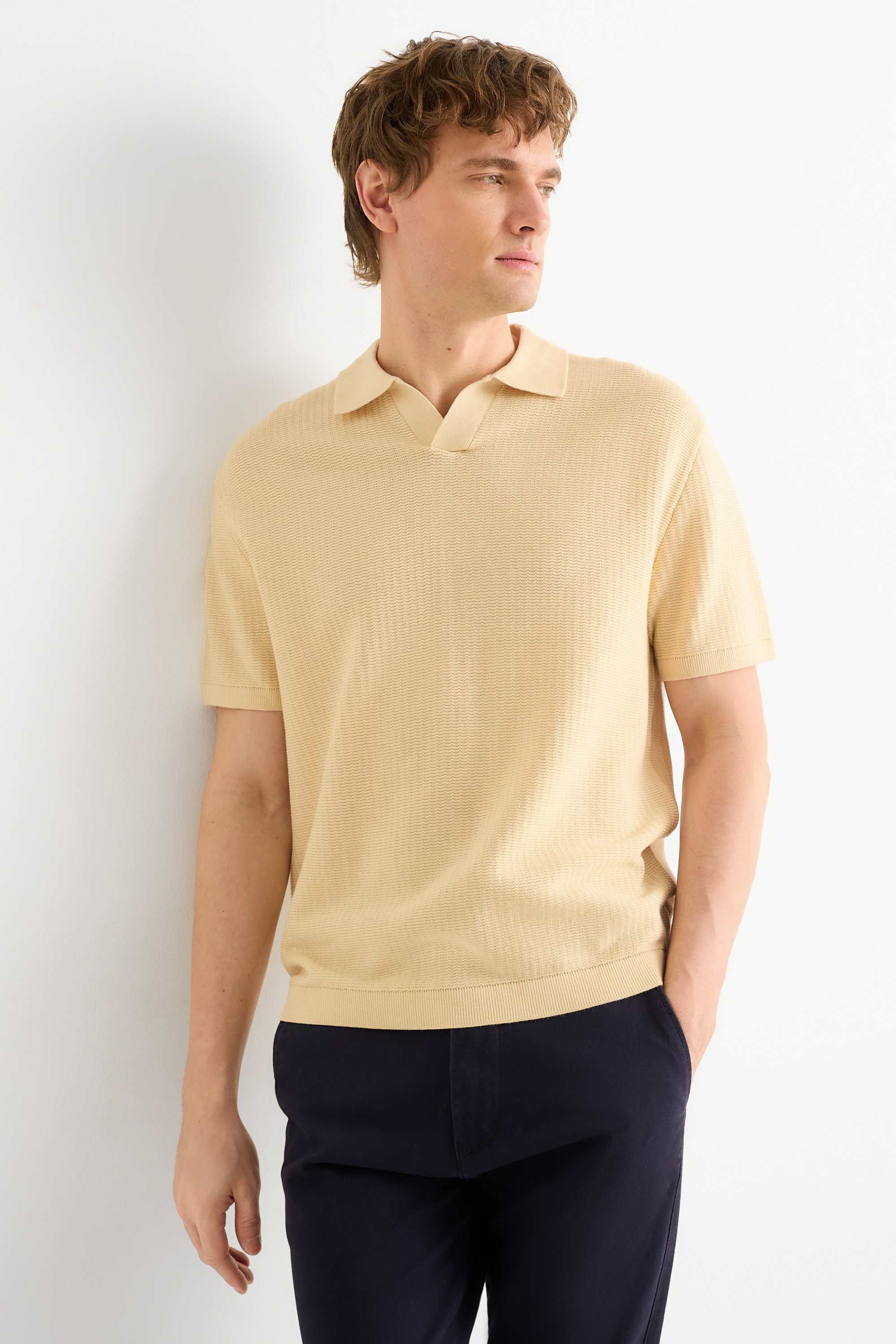 Knitted polo shirt - relaxed fit - textured light yellow
