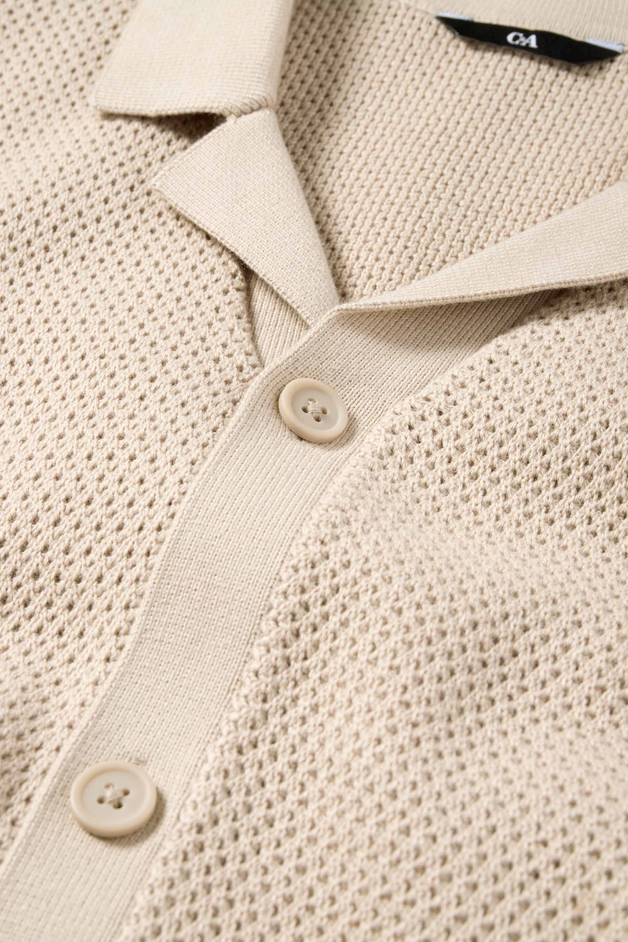 Knitted shirt - regular fit - lapel collar light beige