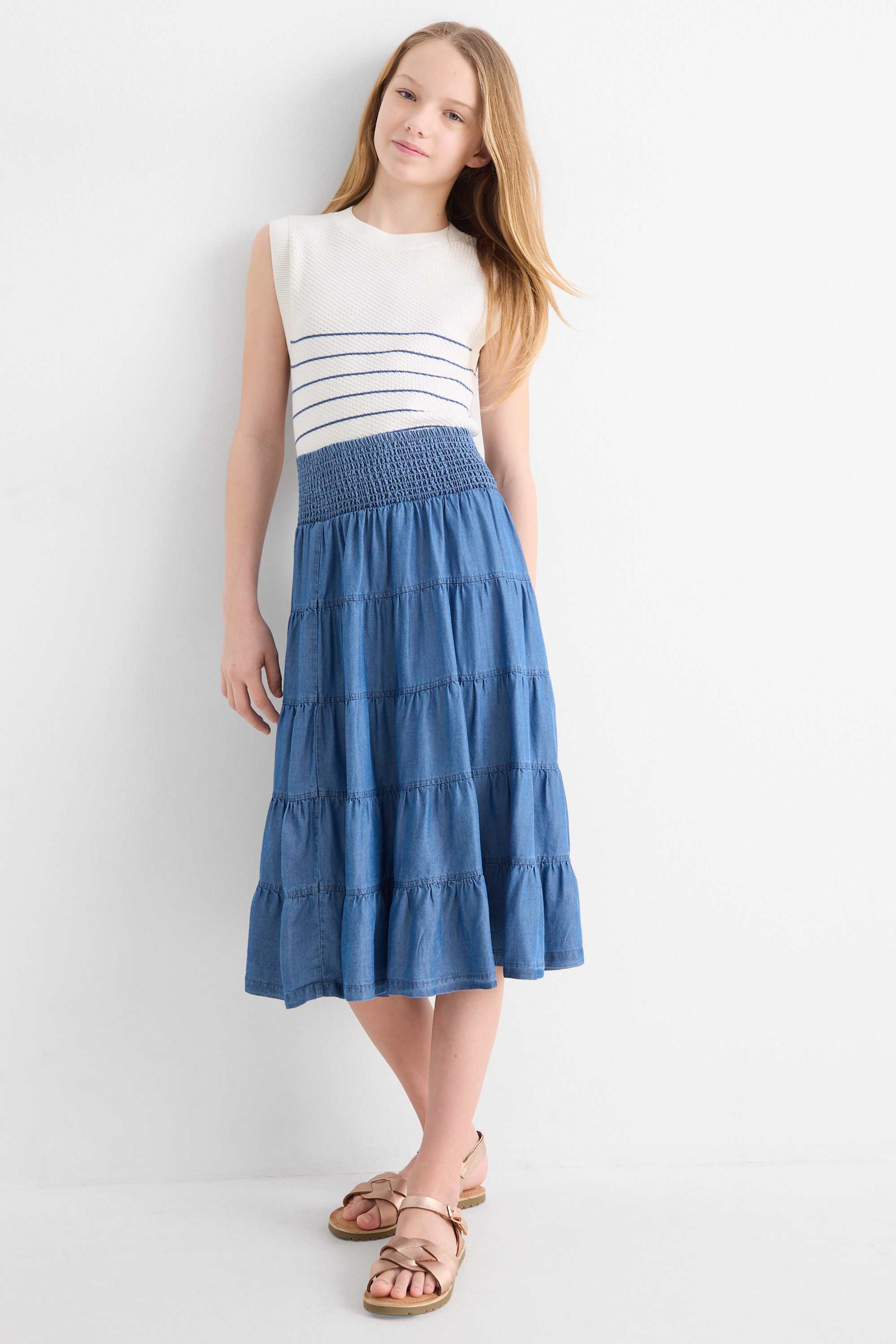 Slipover - striped - textured white