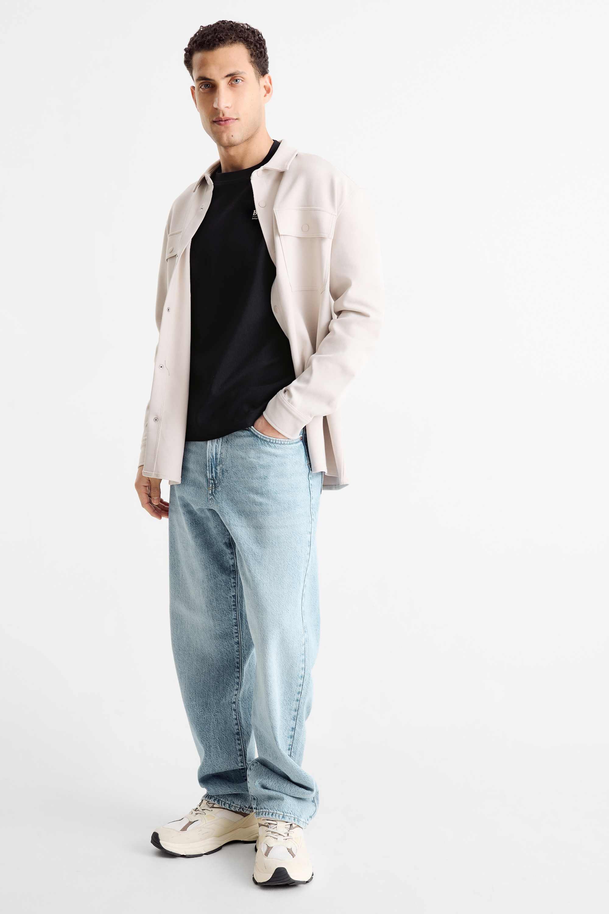 T-shirt - oversized black