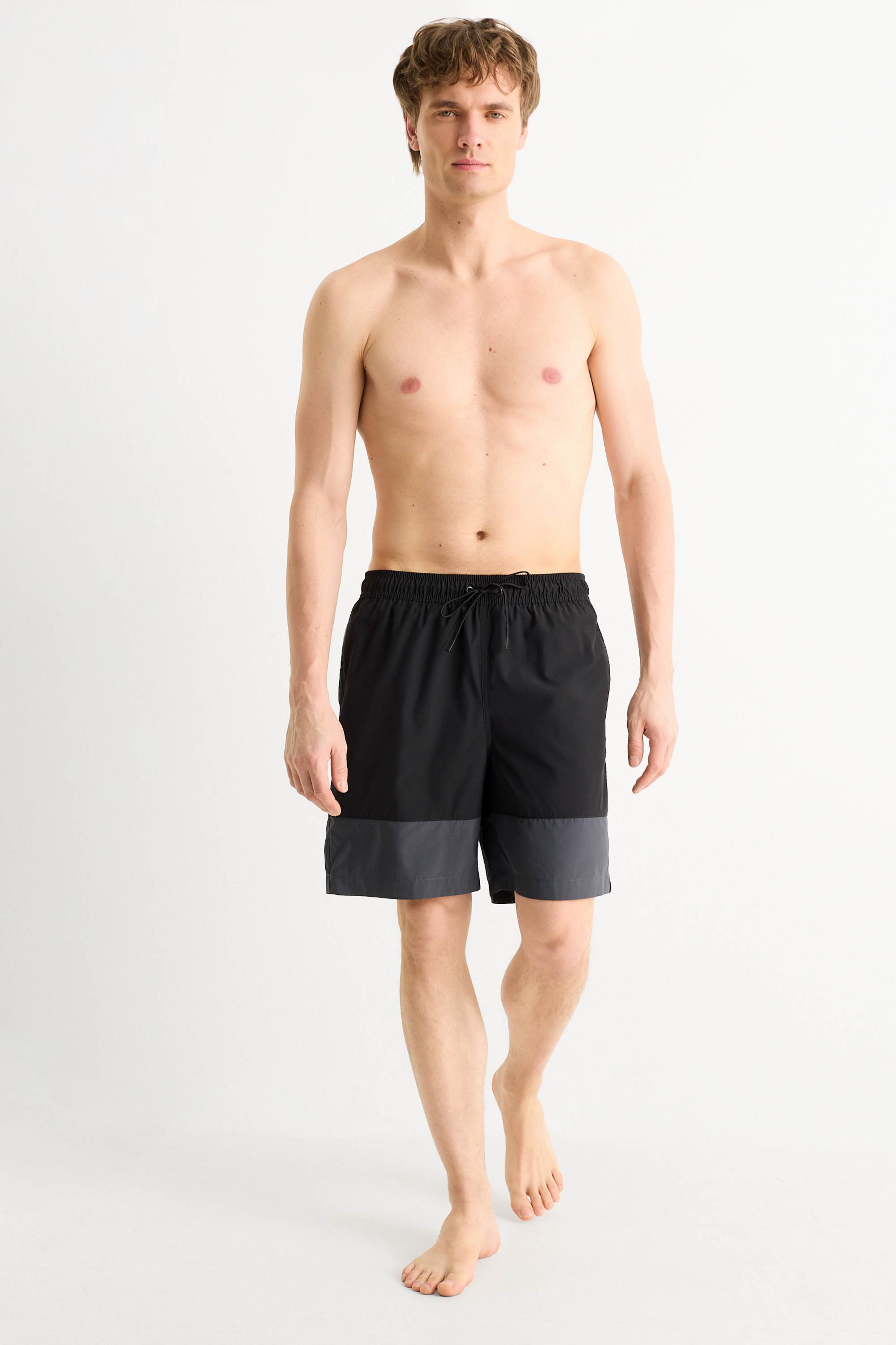 Swim shorts black