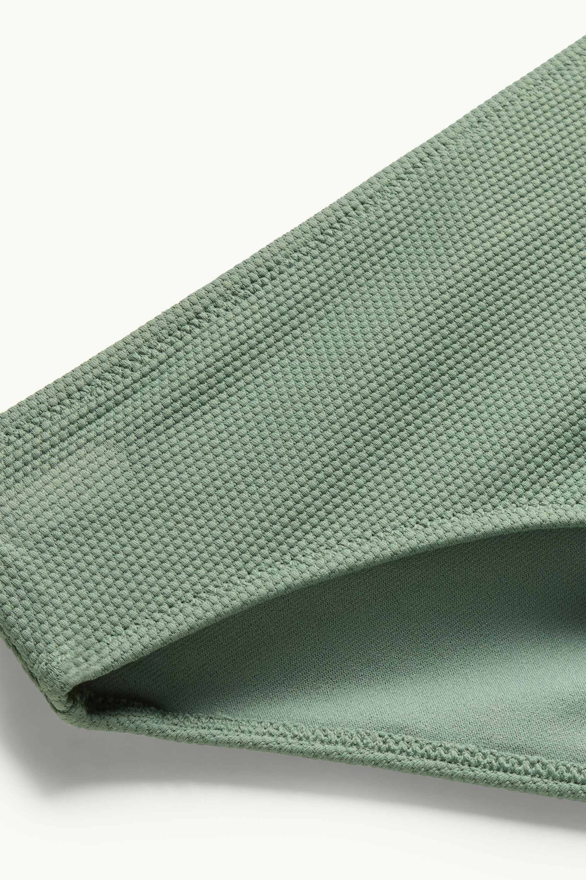 Bikini bottoms - mid-rise waist - LYCRA® XTRA LIFE™ green