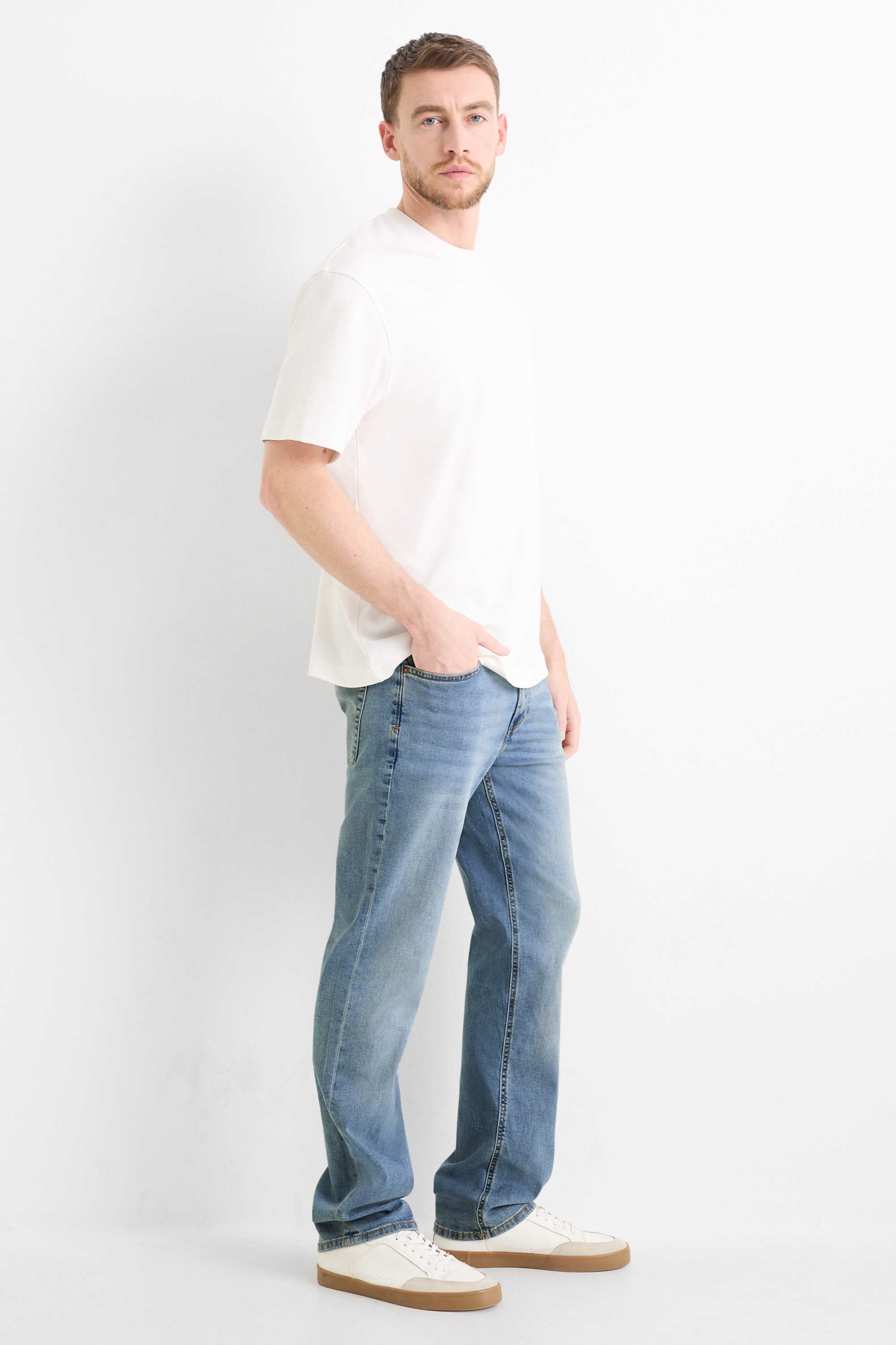 Straight jeans light blue