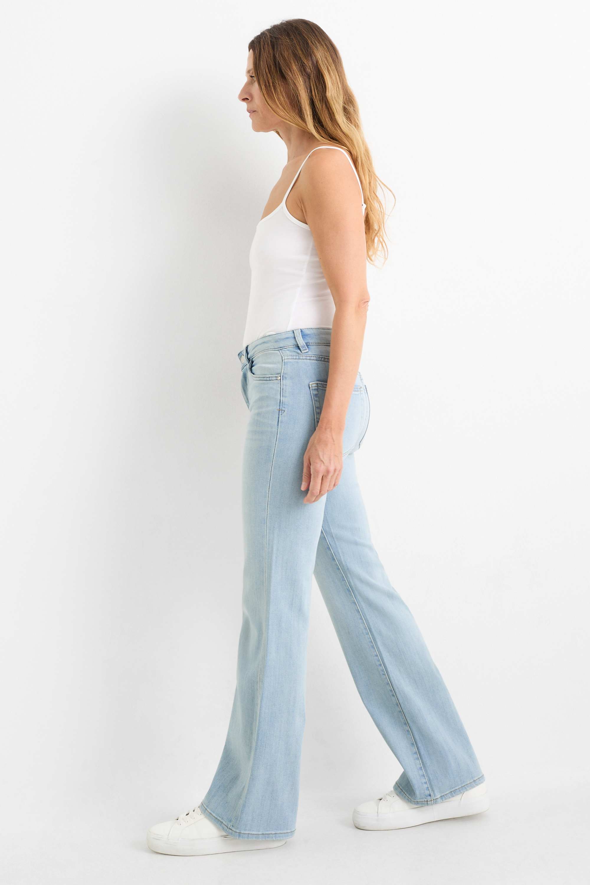 Flared jeans - mid-rise waist light blue