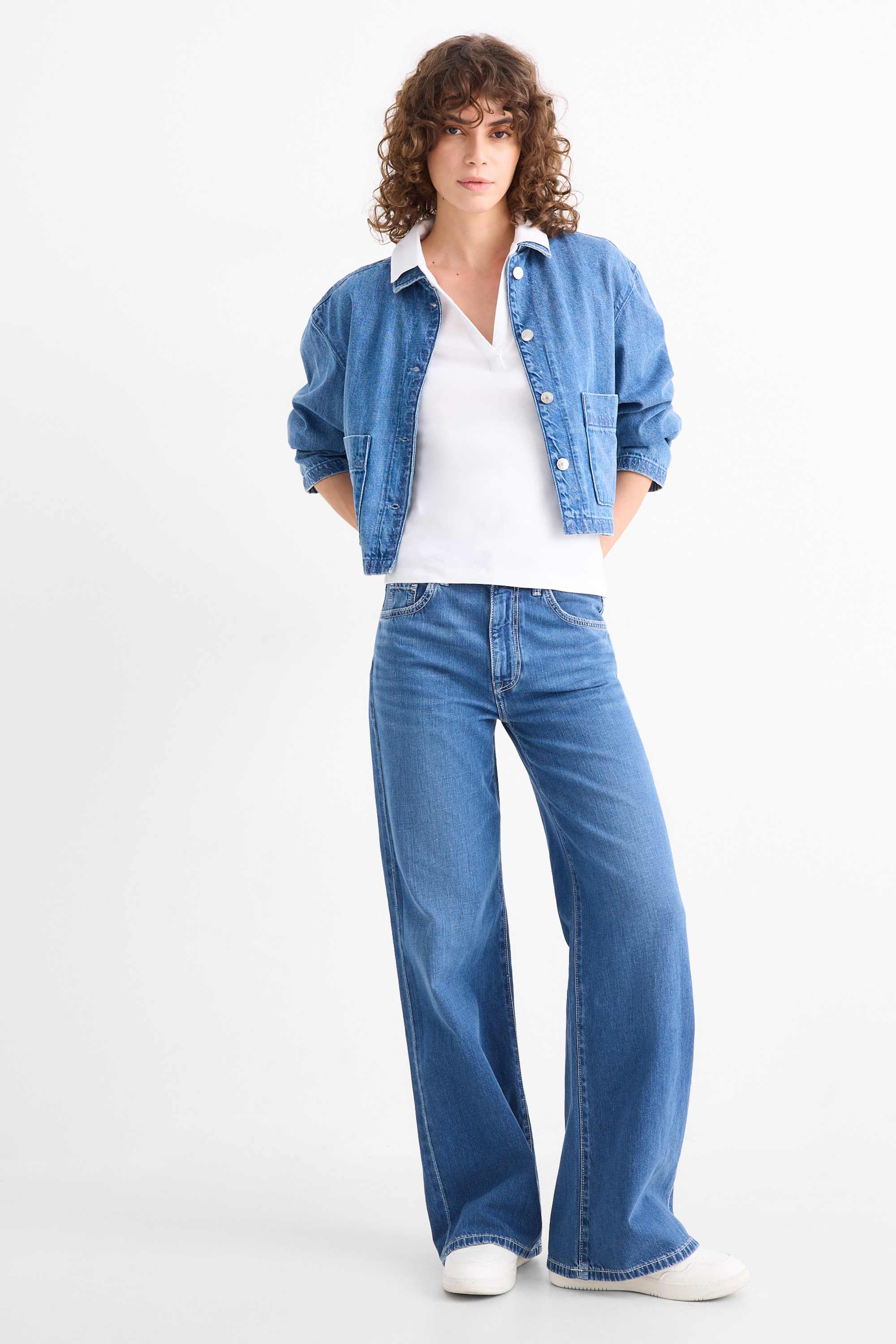 Wide leg jeans - mid-rise waist blue denim