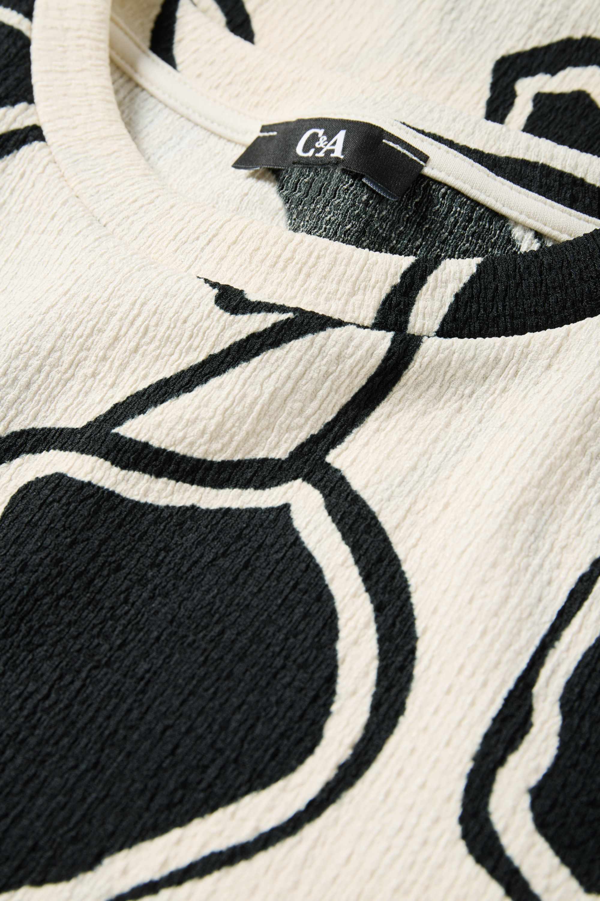 T-shirt - regular fit - floral black / beige (2)