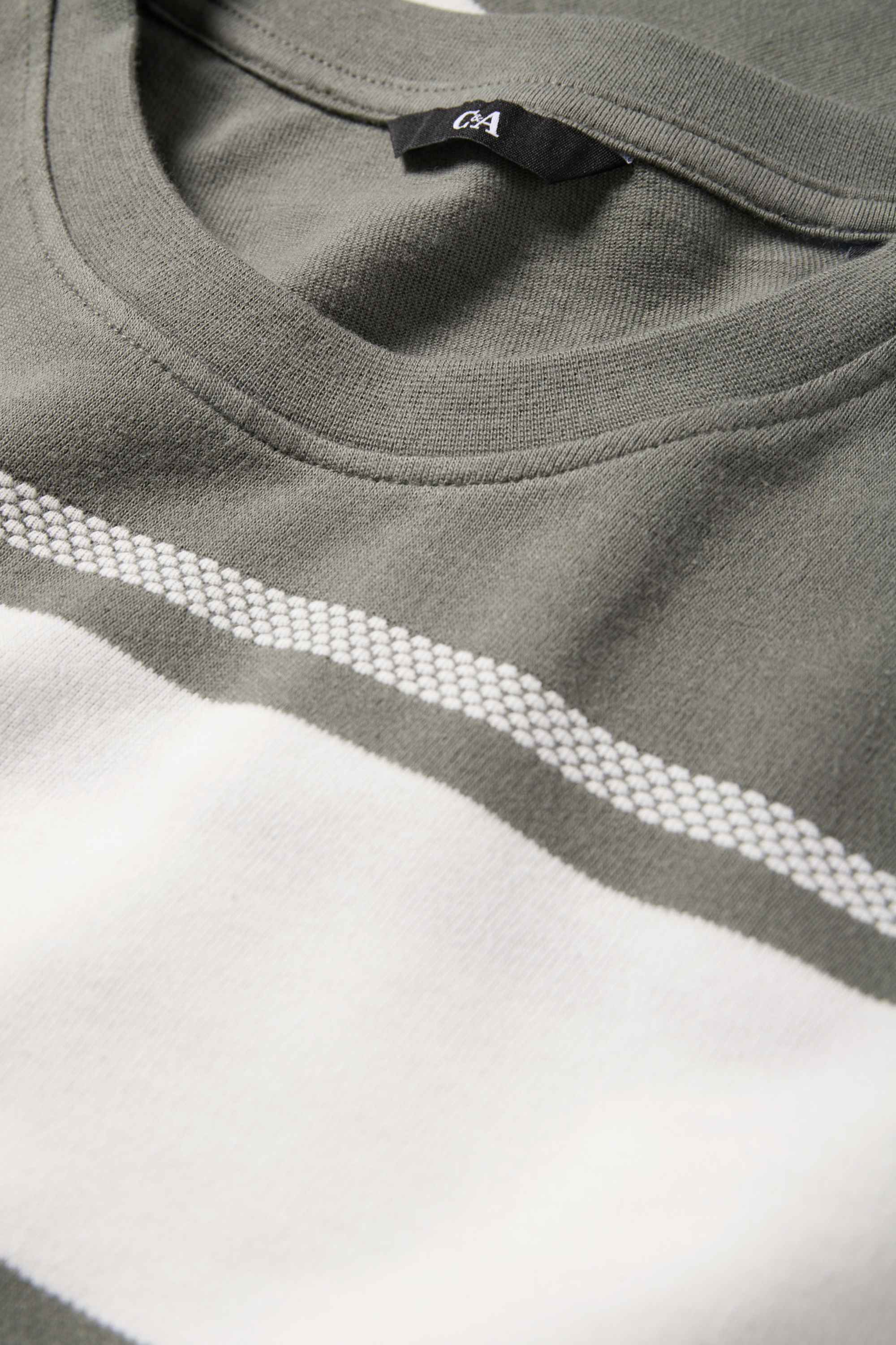 T-shirt - regular fit - striped - textured white / green