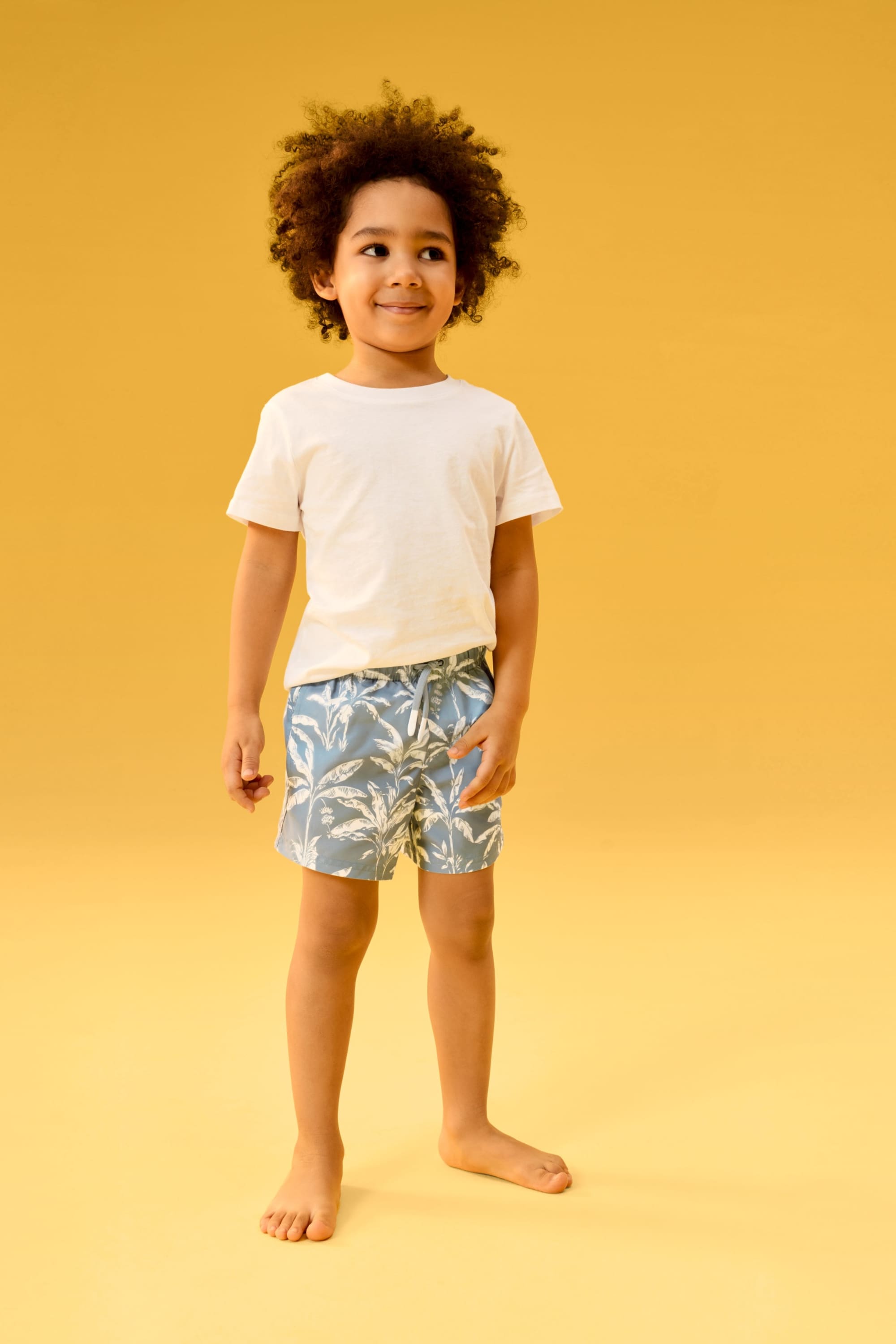 Mini Me - palm - boys’ swim shorts light blue