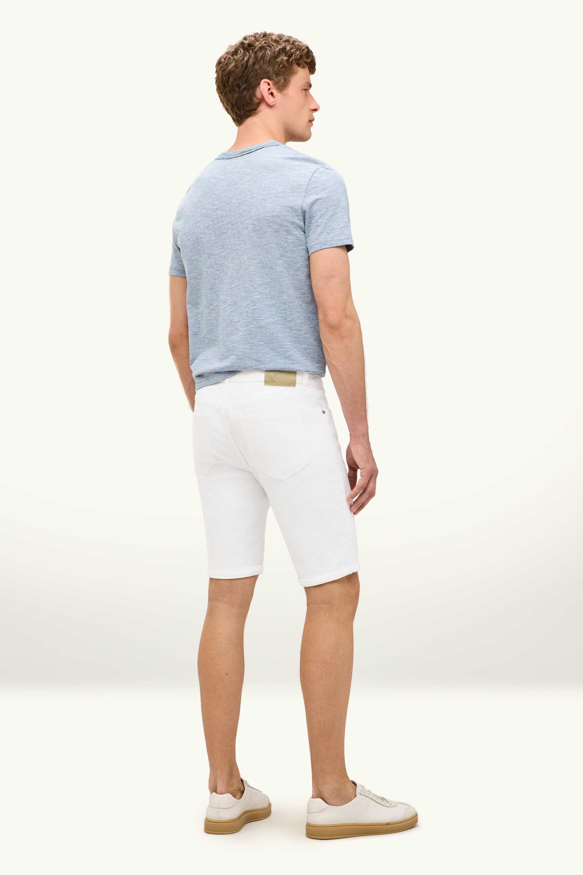Denim shorts white