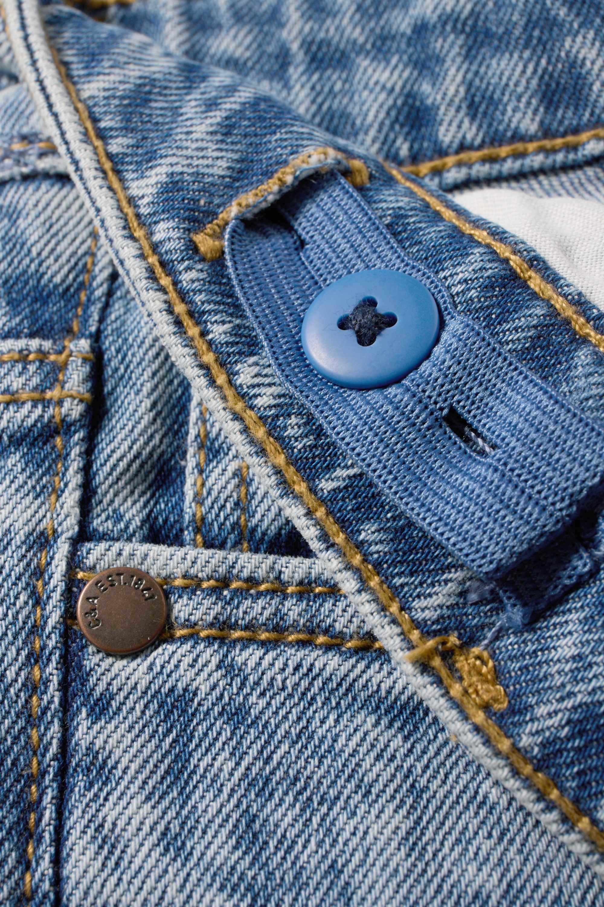Loose jeans blue denim