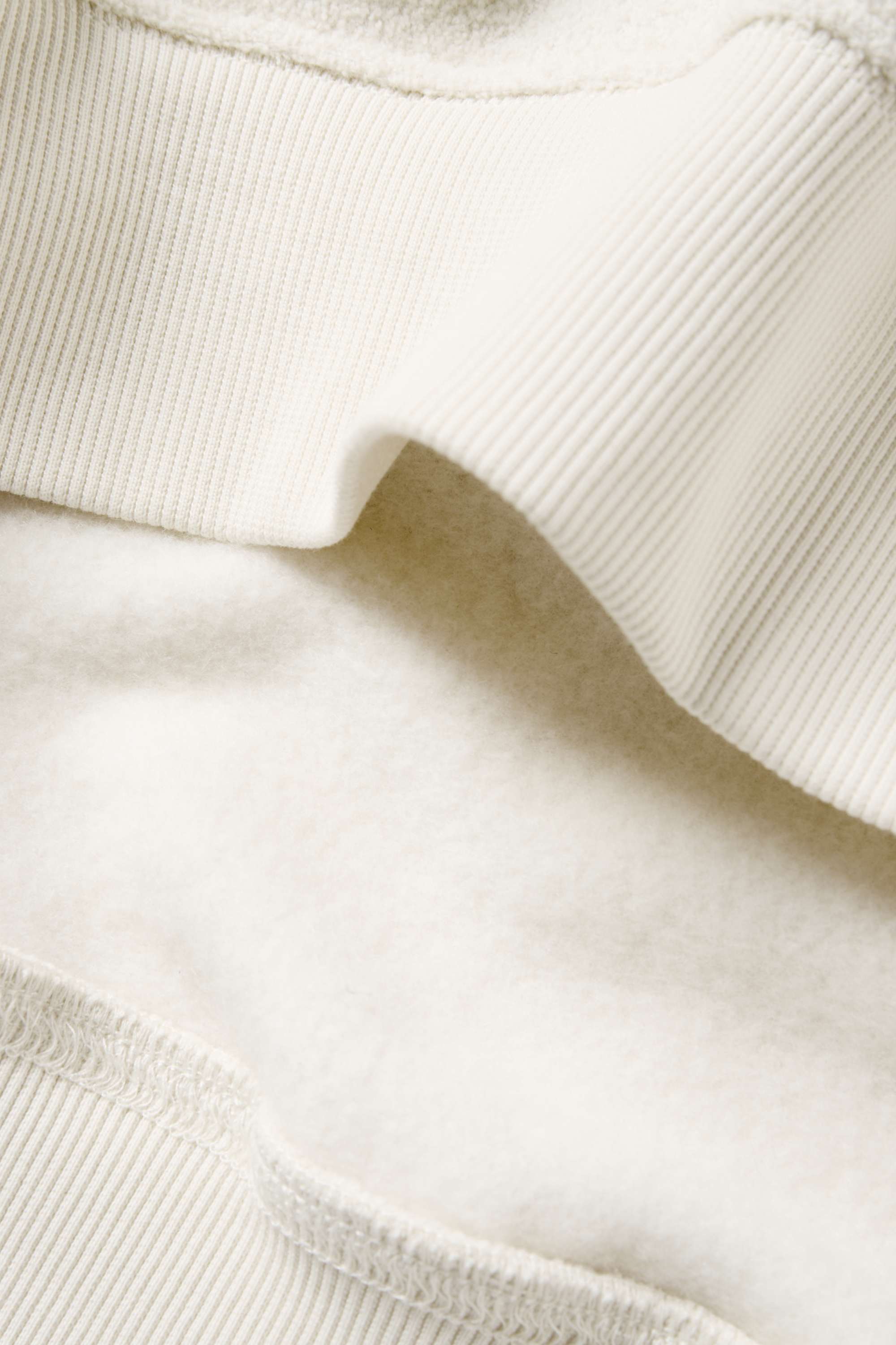 Sweatshirt - textured creme